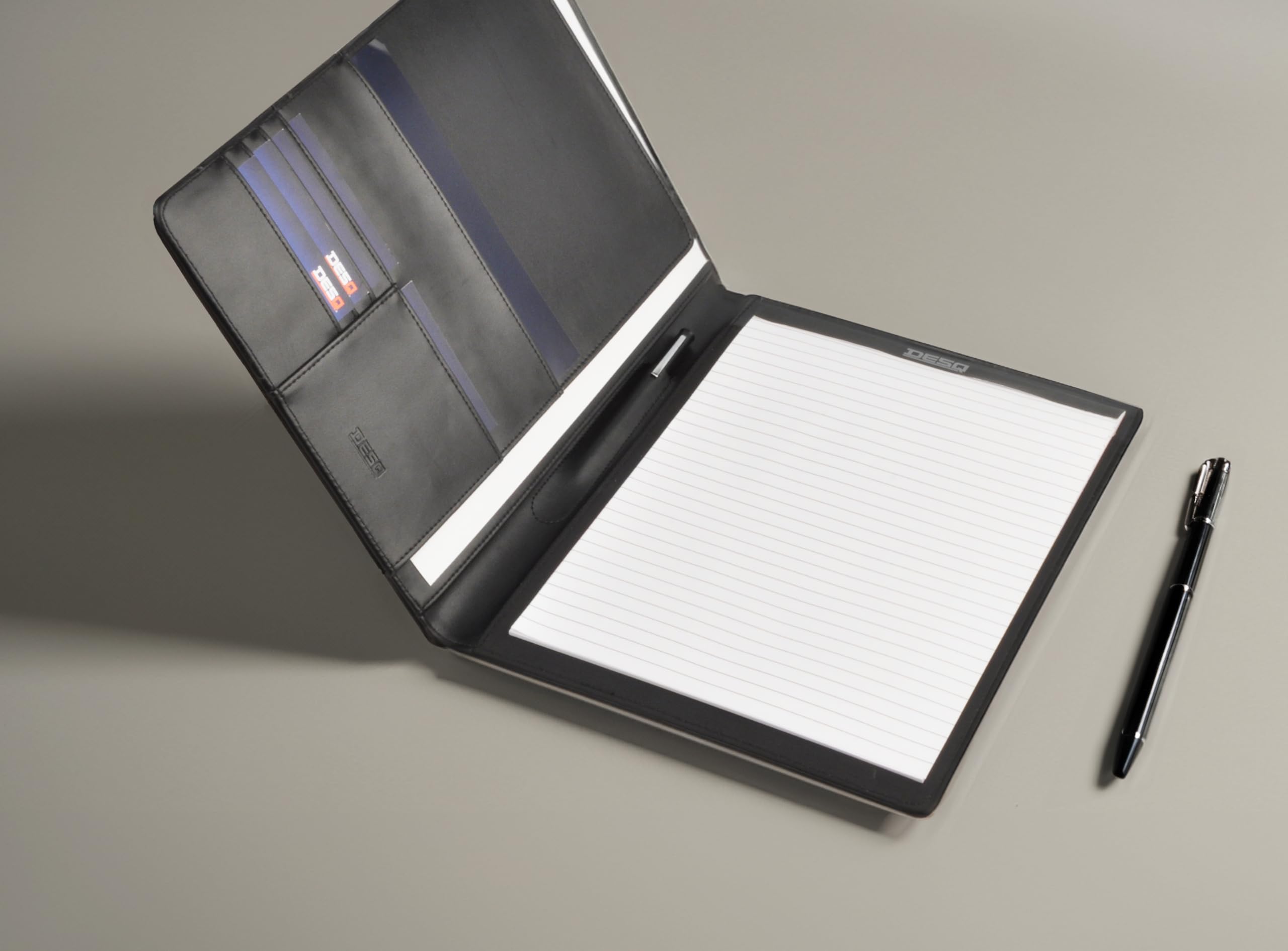 DESQ® Skórzana teczka konferencyjna A4 – zamek błyskawiczny na całym obwodzie, kieszeń na dokumenty, 5 przegródek na karty, notes do pisania, czarny, styl Dutch Design