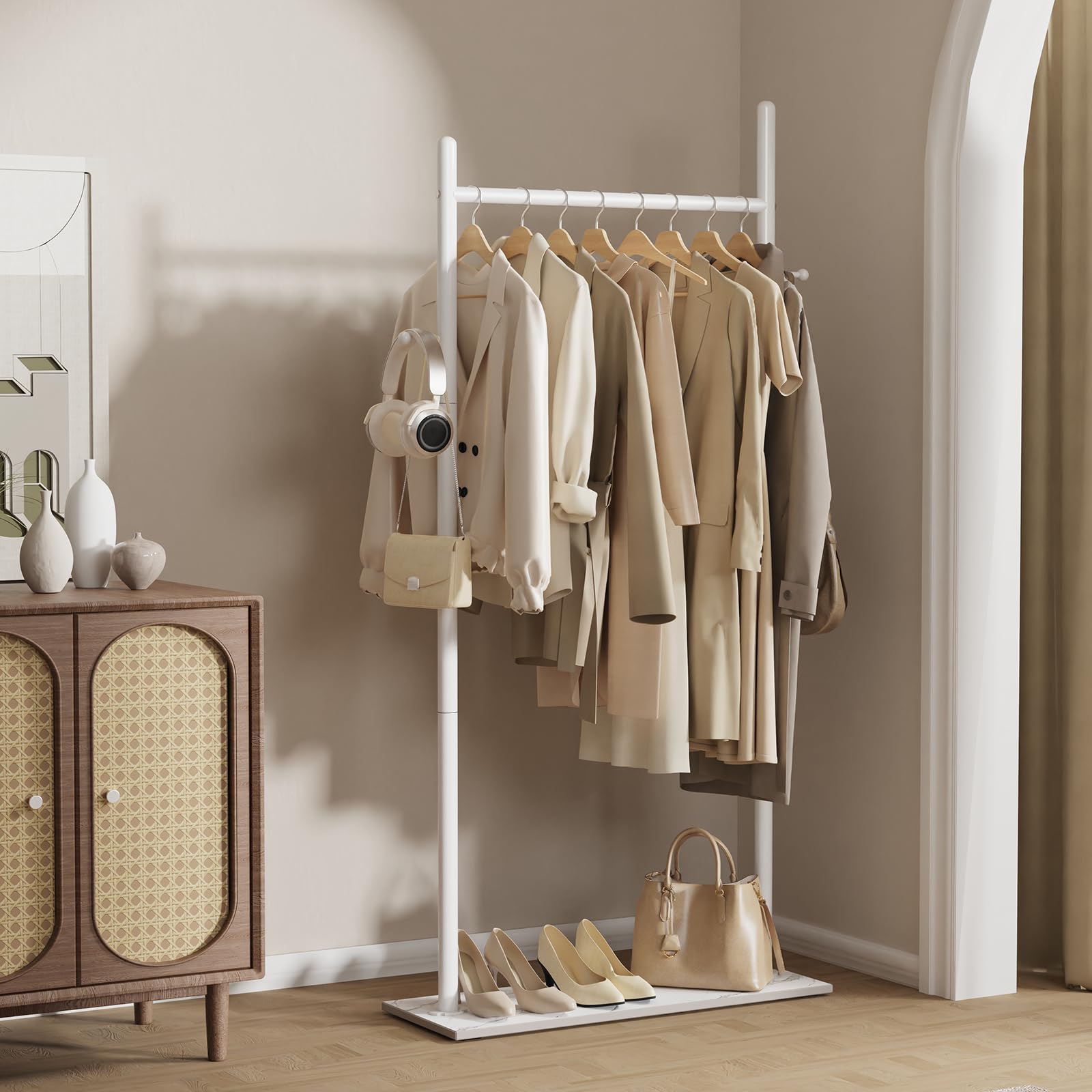 OUTBROS Garderobenständer mit 2 Haken, Stehende Kleiderstange – Kleiderständer zum Aufhängen von Kleidung für das Schlafzimmer – 60 cm Breiter, Strapazierfähiger Coat Rack aus Metall (Weiß)