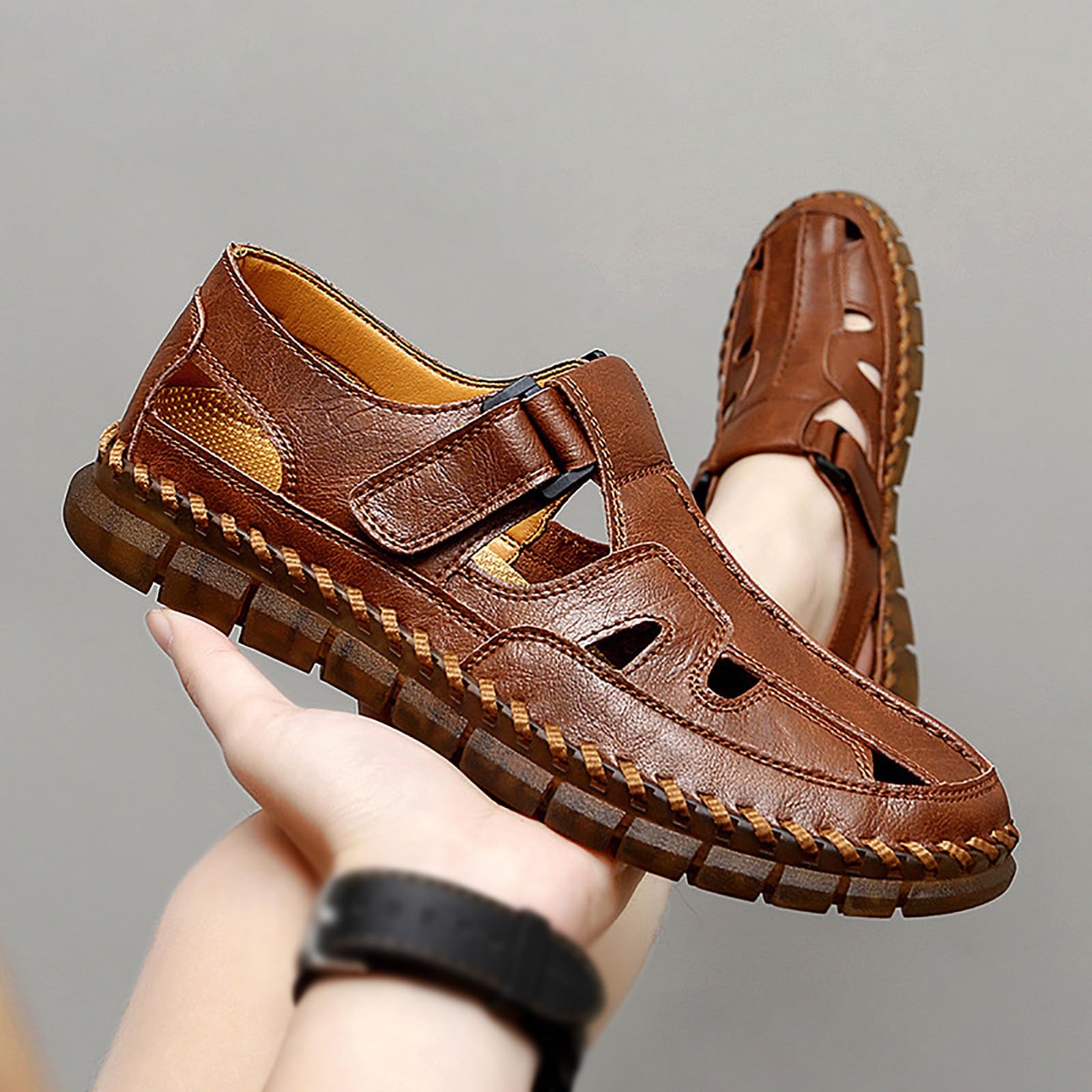 Sandalen Herren Leder Weiche Sohle Freizeitschuhe Ausgehöhlt Atmungsaktive Sneaker Sport Outdoor Sandas Slip on Geschlossene Zehen Sommer Schuhe Elegante Sommerschuhe Sandaletten