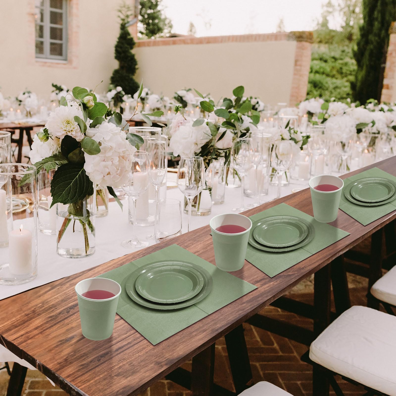 Dandat Lot de 200 assiettes jetables de 17,8 cm, 50 assiettes en carton de 22,9 cm, 50 gobelets en carton, 50 serviettes pour anniversaire, fête prénatale, fête de mariage (vert sauge)
