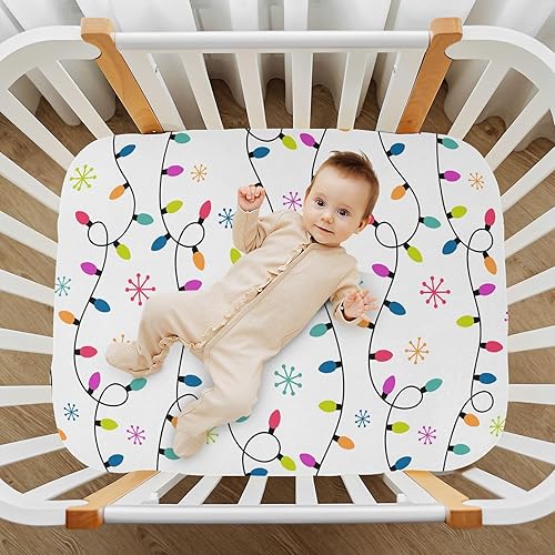 Miniatura 7 de Sábanas de cuna para niños y niñas, coloridas bombillas de Navidad y copos de nieve, transpirables, para colchón de cuna, suaves y transpirables, 39