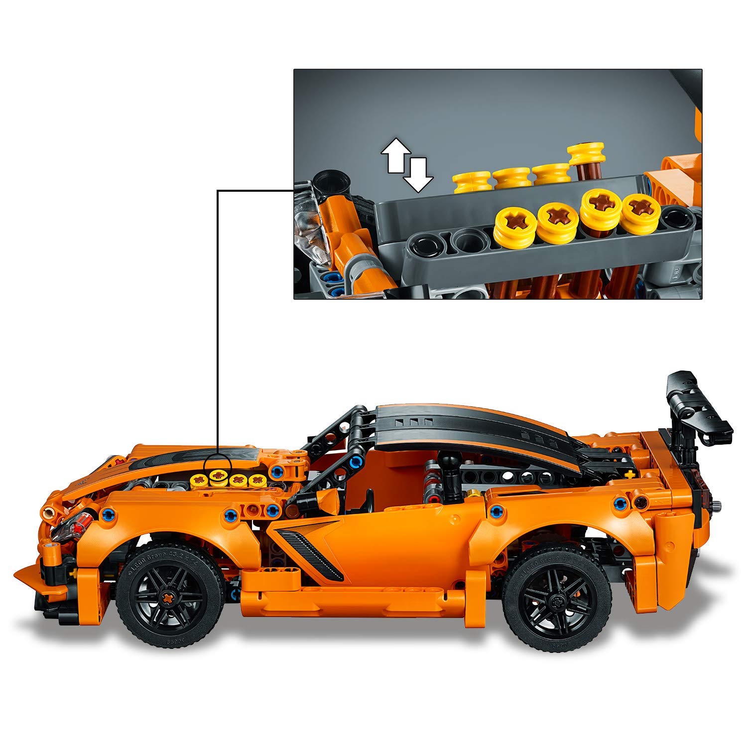 LEGO Technic Chevrolet Corvette ZR1, Collezione Auto da Corsa, Replica di Macchina Hot Rod 2 in 1, 42093