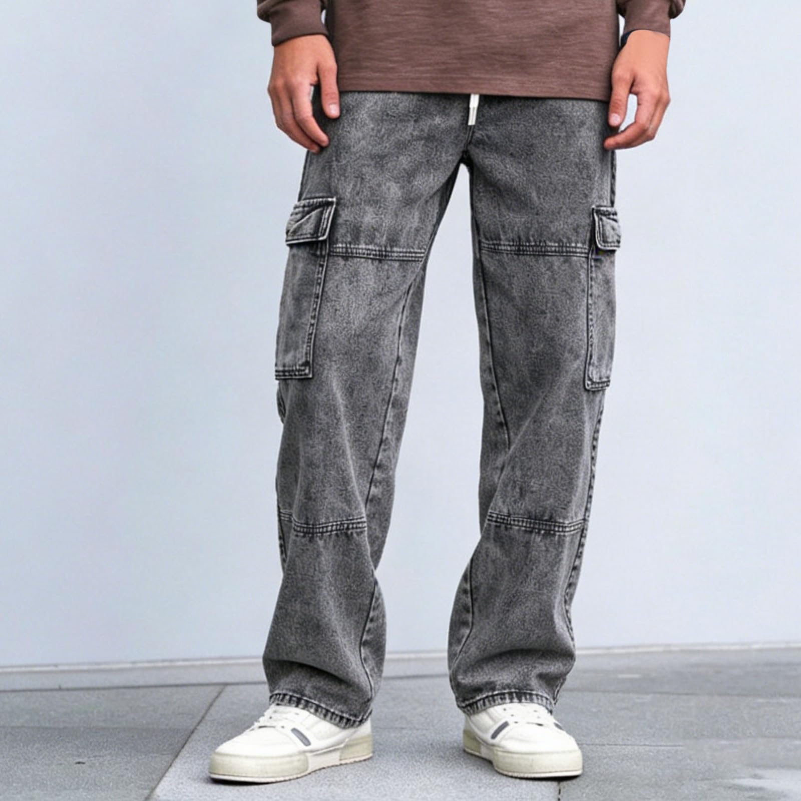 Pantalones Vaqueros Hombre-Vaqueros elásticos contemporáneos con Bolsillos Laterales para una Comodidad Informal y un Estilo Moderno.
