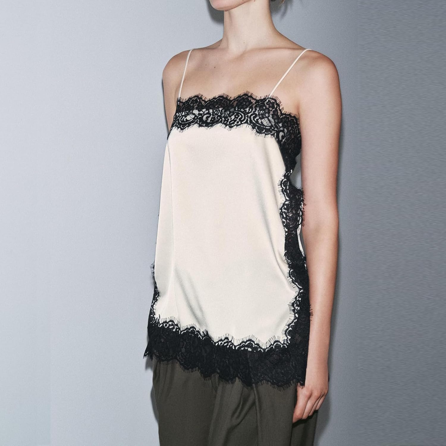 Women Y2K Lace Camisole Sleeveless Spaghetti Strap Top Square Neck Loose Going Out Tank Top - Image 3