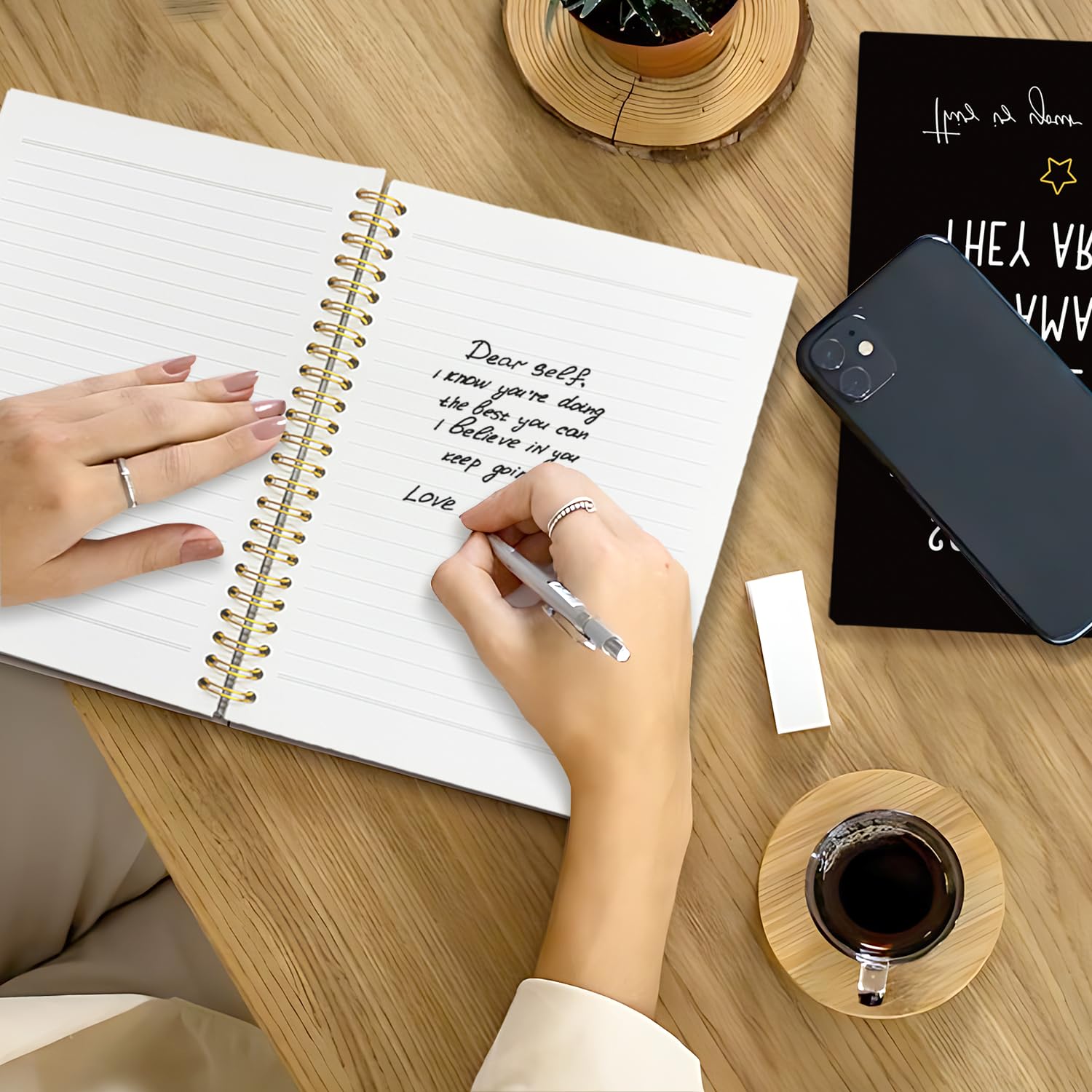 Czarny motywacyjny inspirujący notatnik pamiętnik, pozytywne notatniki afirmacyjne dla mężczyzn, czarne materiały biurowe, czasami niesamowici ludzie zapominają o zeszytach, 14 x 21 cm