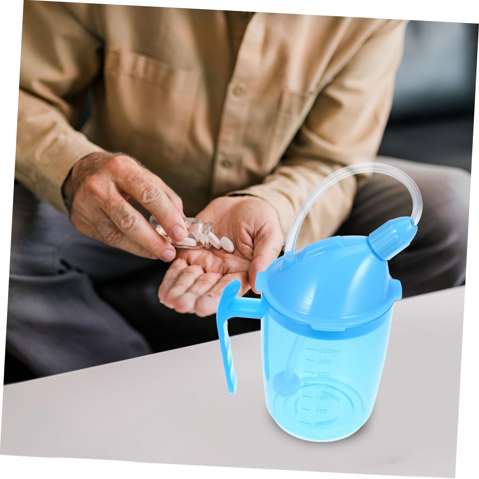 Anneome Taza de agua para pacientes discapacitados, taza de dieta líquida, taza para paciente postrado en cama, taza de alimentación convaleciente, vaso irrompible, vaso para beber de vidrio para