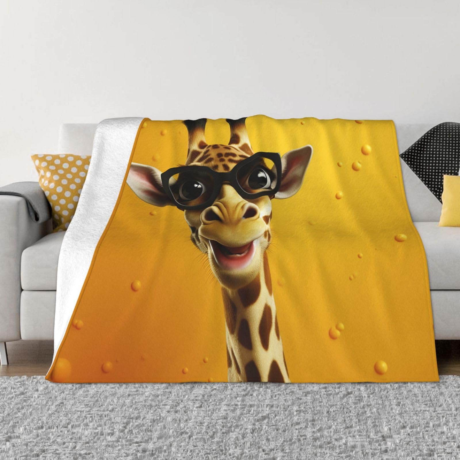 Couverture micro-polaire girafe : votre plaid chaud de salon et de camping