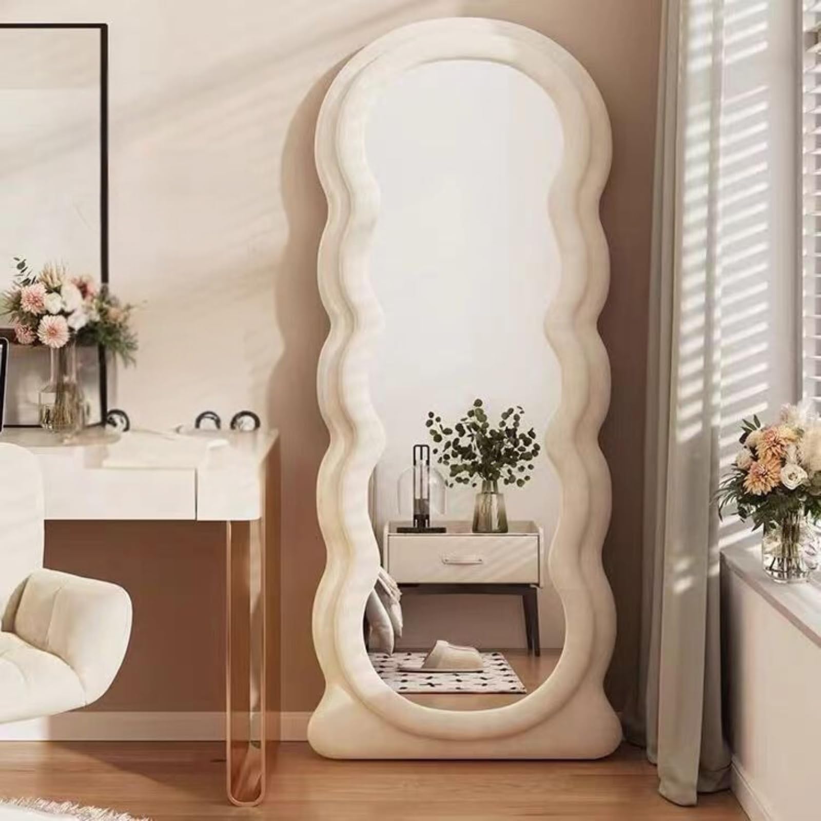 Melodieux Espejo ondulado grande, 160 x 60 cm, espejo de cuerpo entero, espejo de pared con franela, marco de madera envuelto en crema o inclinado, espejo de cuerpo entero