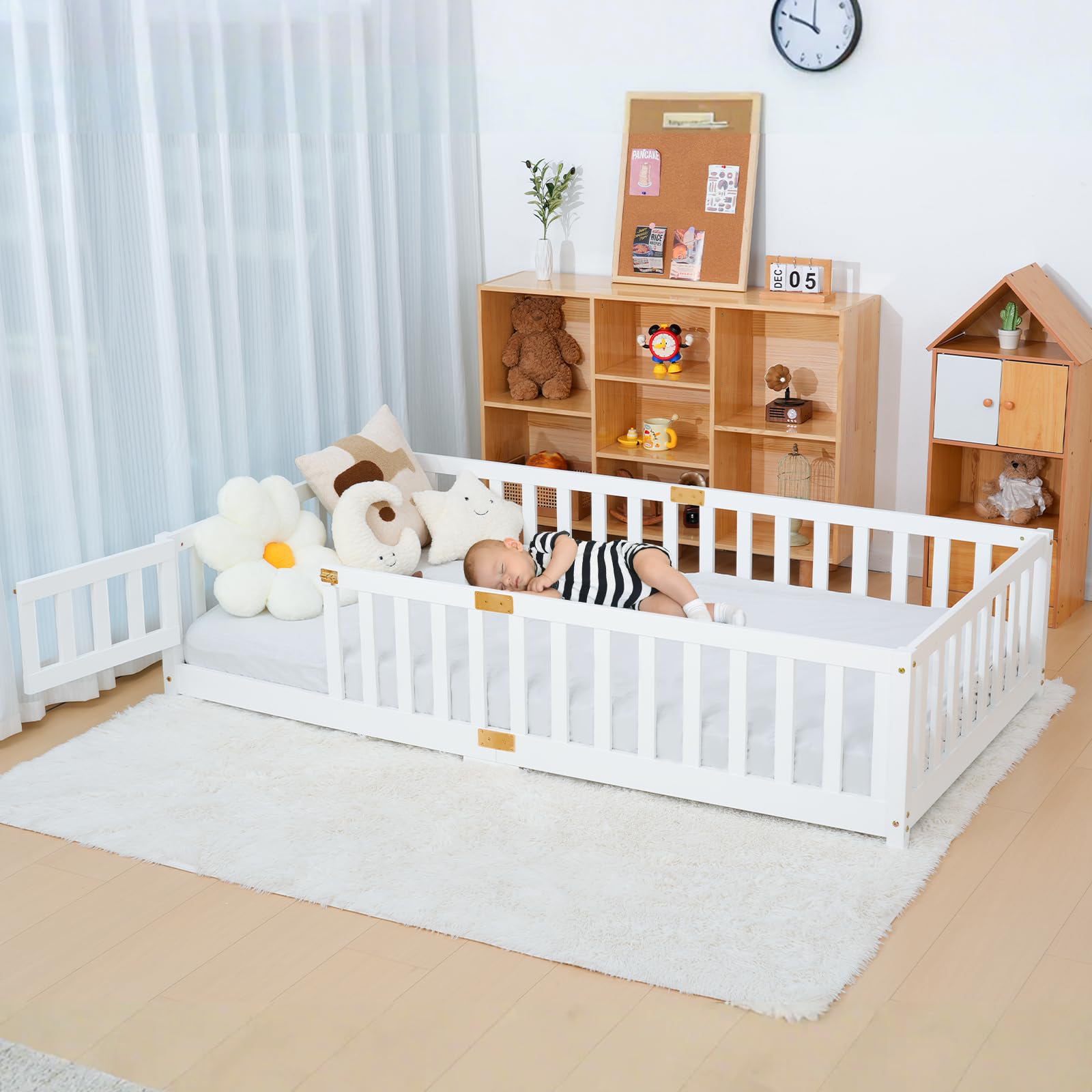 DoCred Montessori Toddler Floor Bed for Kids - Twin Size Wood Floor Bed w/Slats & Fence for Girls and Boys, Montessori Bed Frame, White