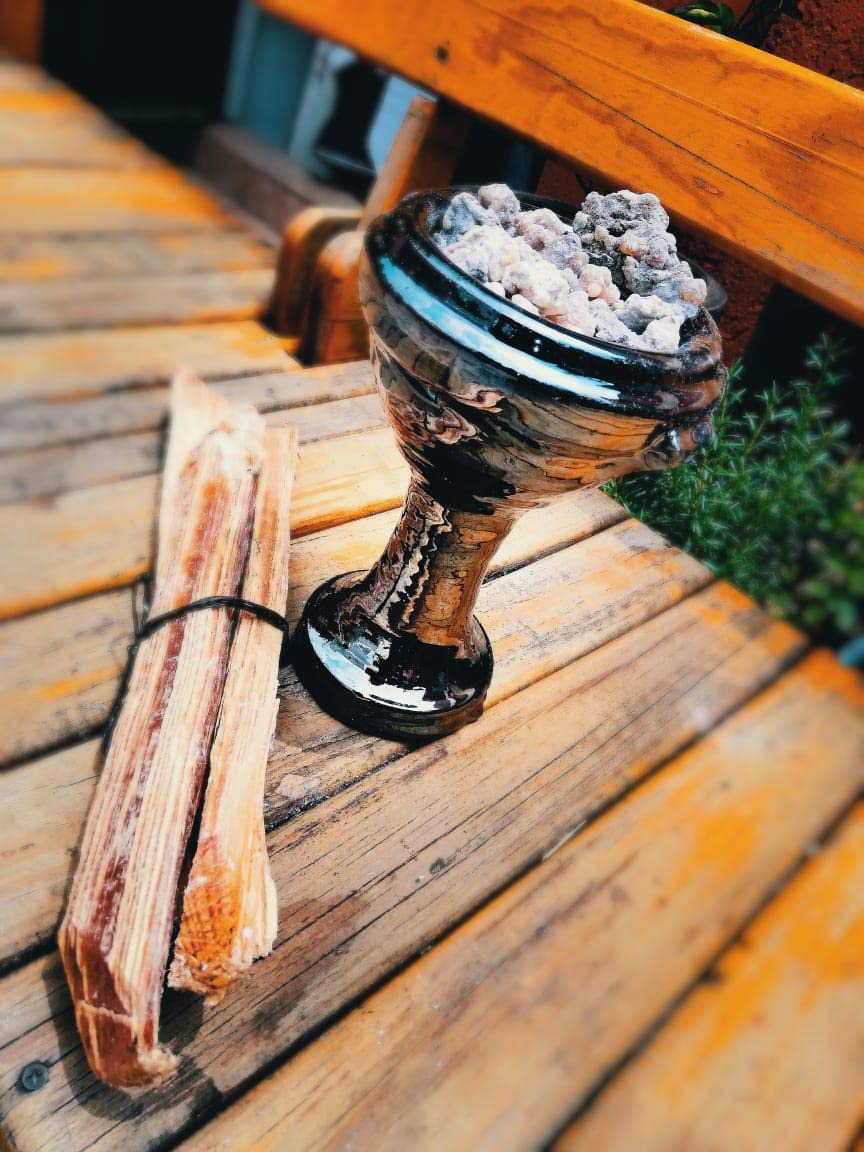 Aztec Maya Copal Resin Incense Tear Drop 2.2 LBS = 1 KG + Small Copal Burner Shamanic Healing Meditation Benefits FREE SHIPPING