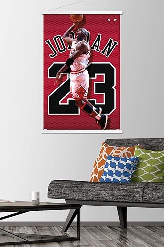 Miniatura 2 de Trends International Michael Jordan - Póster de pared de jersey, 22.375 x 34 pulgadas, paquete de impresión y colgador blanco