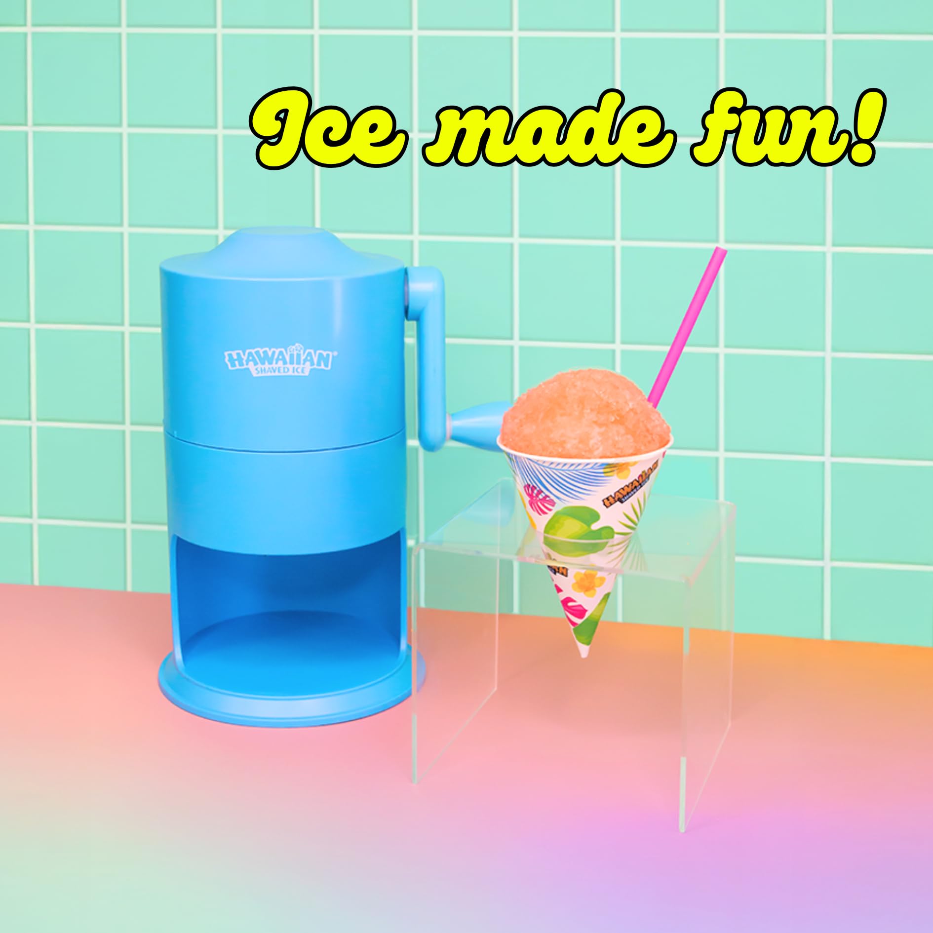 Hawaiian Shaved Ice Mini máquina de cono de nieve, afeitadora de hielo portátil para encimera con base antideslizante, no necesita electricidad, taza de hielo incluida, ligera, hoja de acero