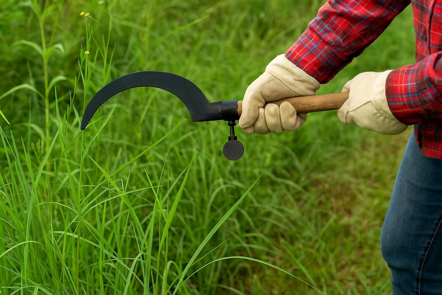 Thai Jashe Hand Sickle Cutter - Sharp Curved Blade for Grass, Weeds, Harvesting, Gardening, and Farming | Durable Manual Garden Tool for Lawn and Crop Cutting (A6) - Image 4 thumbnail
