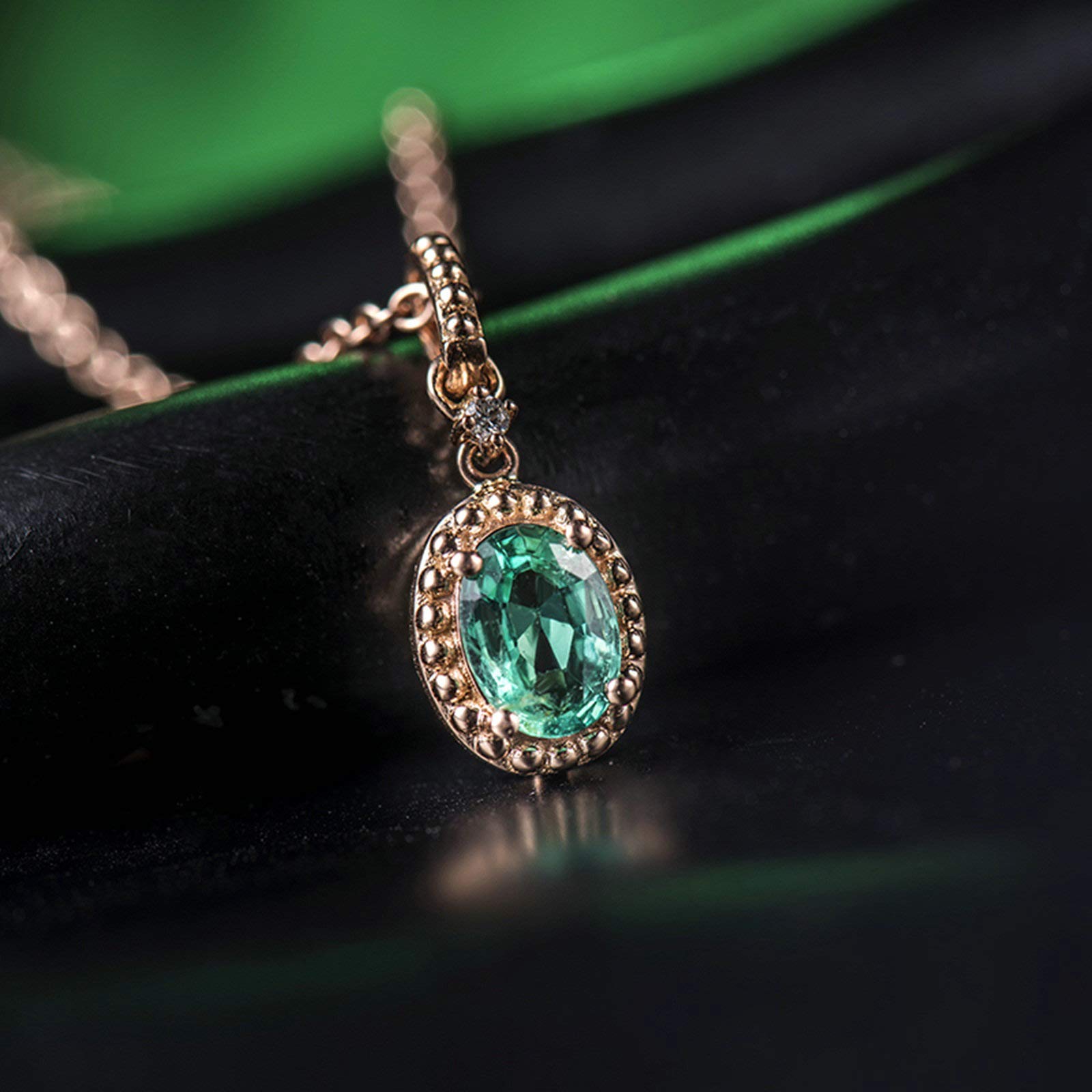 18K Rotgold Halskette Damen, Anhänger Kette Damen Klassisch 0.76ct Oval Smaragd mit Diamant Anhänger Halskette Rosegold Geschenk für Geburtstags Weihnachten Valentinstag