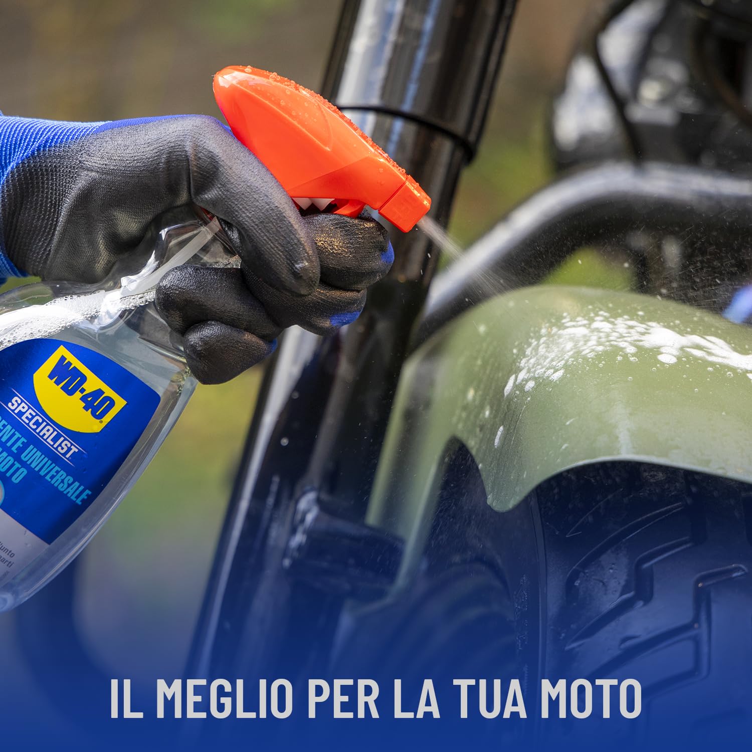 WD-40 - Specialist - Detergente Universale Moto - Pronto all’uso - Adatto per tutte le parti della moto - Adatto per fibra di carbonio, titanio, alluminio, acciaio, gomma, plastica - Spray 500ml
