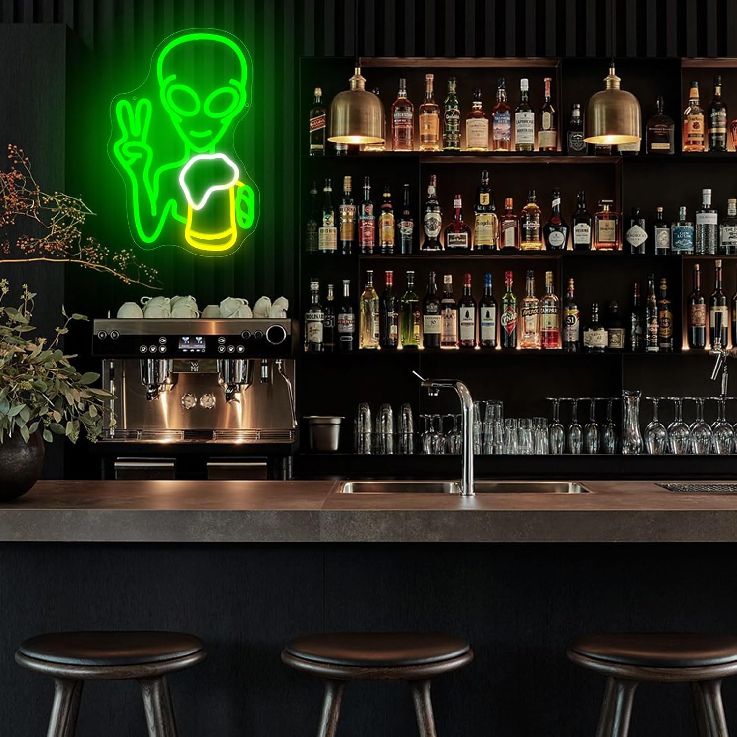 Green Alien Neon Signs, Dimmable Beer Alien Led Neon Light for Wall Decor Bedroom Man Cave Home Bar, USB Powered Alien Light Up Sign for Birthday Party Teen Boys Game Room Kids Presents