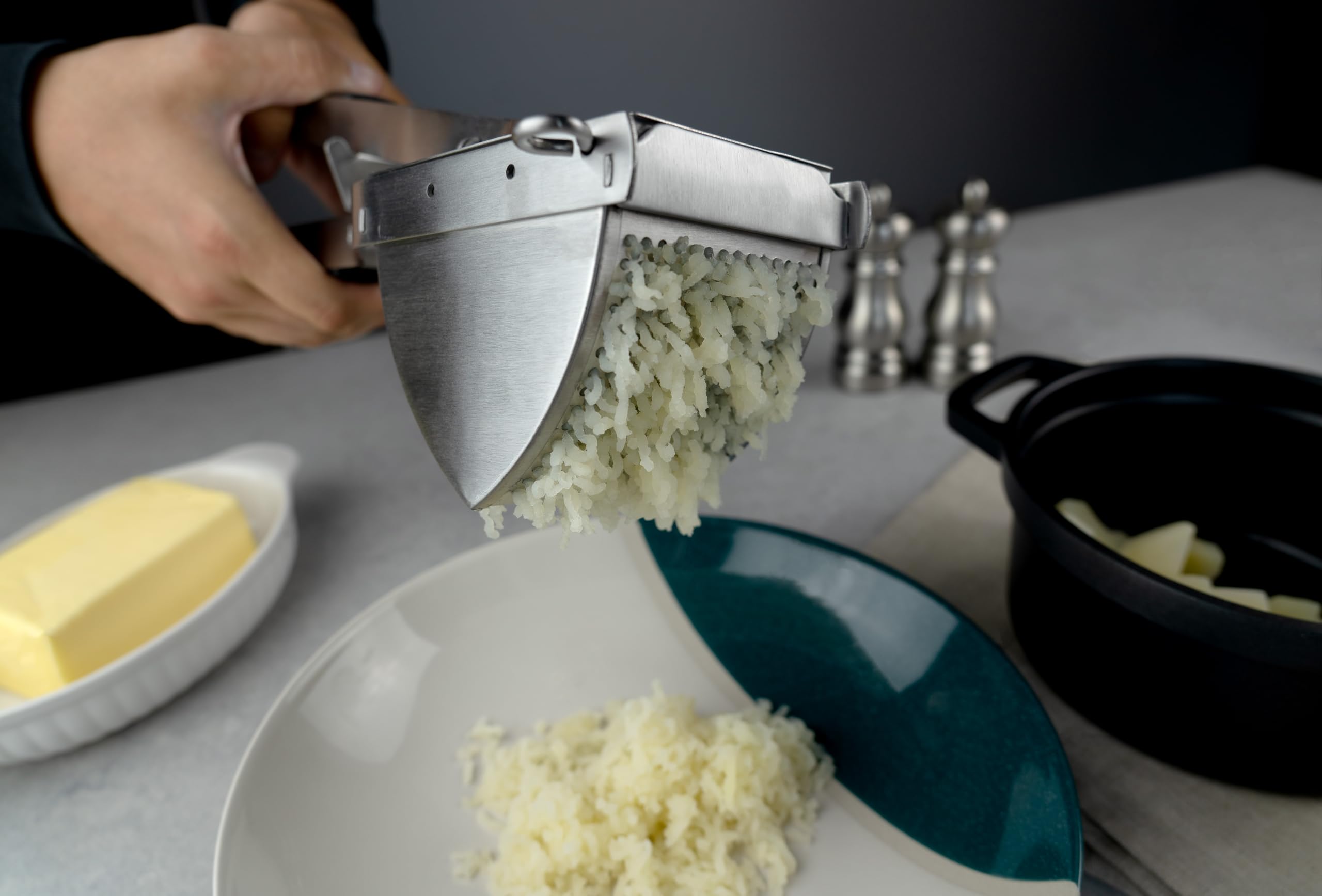 Grunwerg Tłucz do ziemniaków/tłucz do puree, prasa do owoców i warzyw z ergonomiczną rączką, szybkie i łatwe puree ziemniaczane, stal nierdzewna 18/10