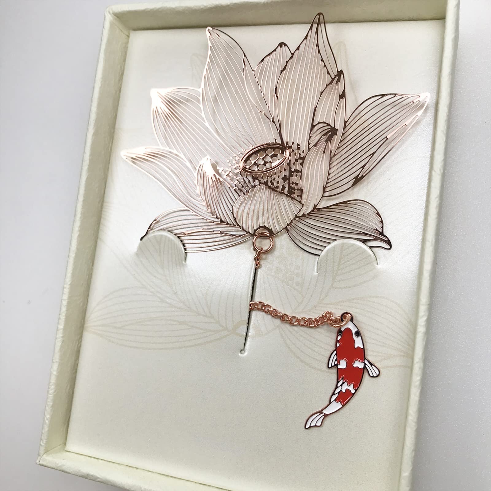 Souvenir-Lesezeichen aus Metall mit Lotusmotiv, exquisiter hohler Lotus, literarischer chinesischer Stil, Geschenk for Tag des Lehrers, Lese-Lesezeichen,Lesezeichen