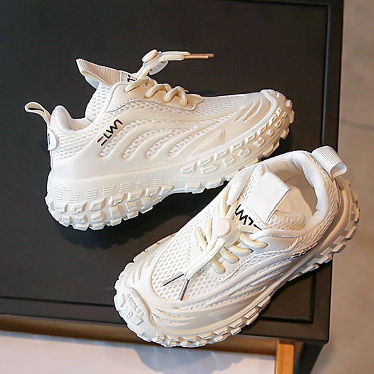 Kids Glow in the Dark Shoes 2025 Spring Boys Girls Soft Sole Platform Sneakers Student Running Shoes for Night Play - Image 6