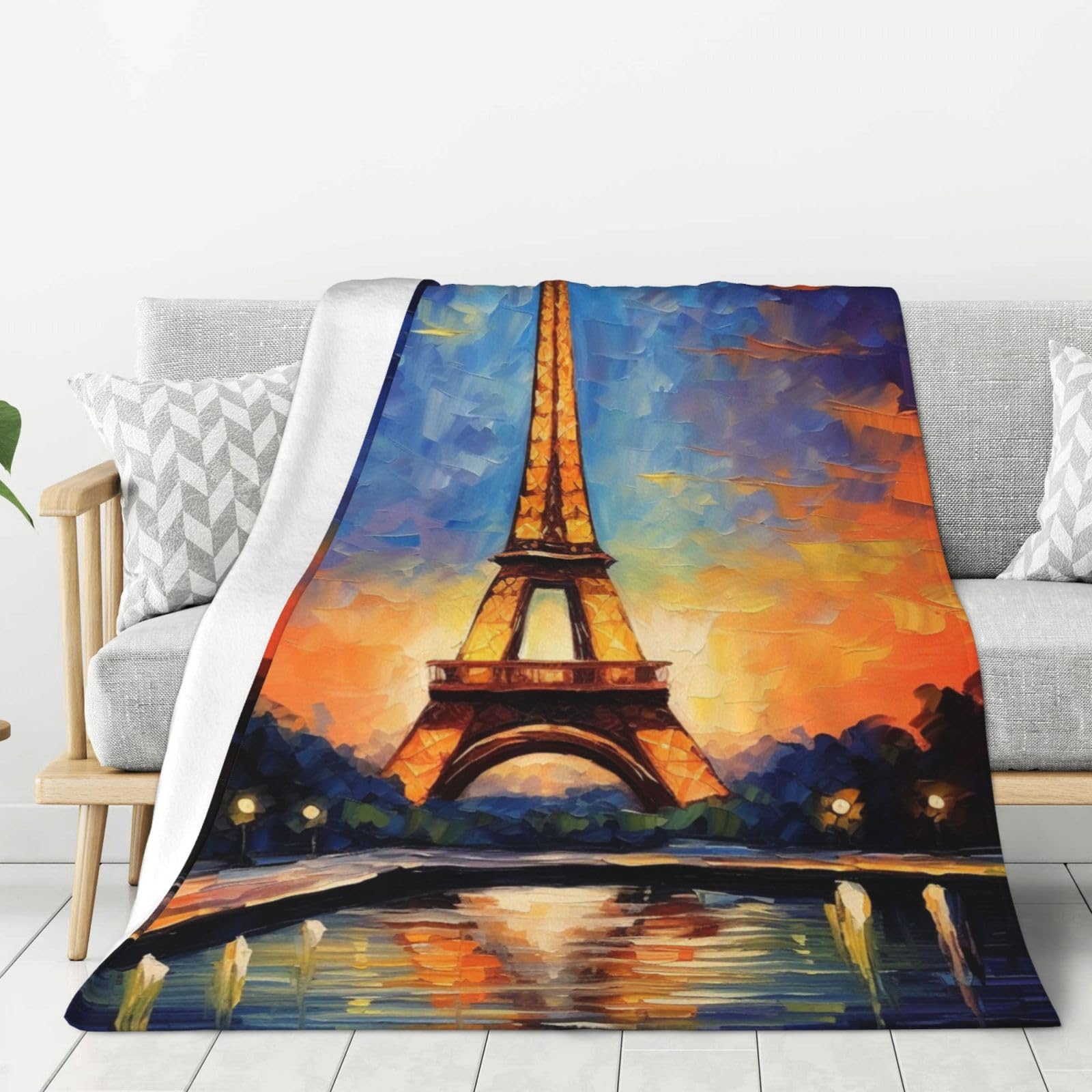 Couverture flanelle Tour Eiffel en microfibre toutes saisons