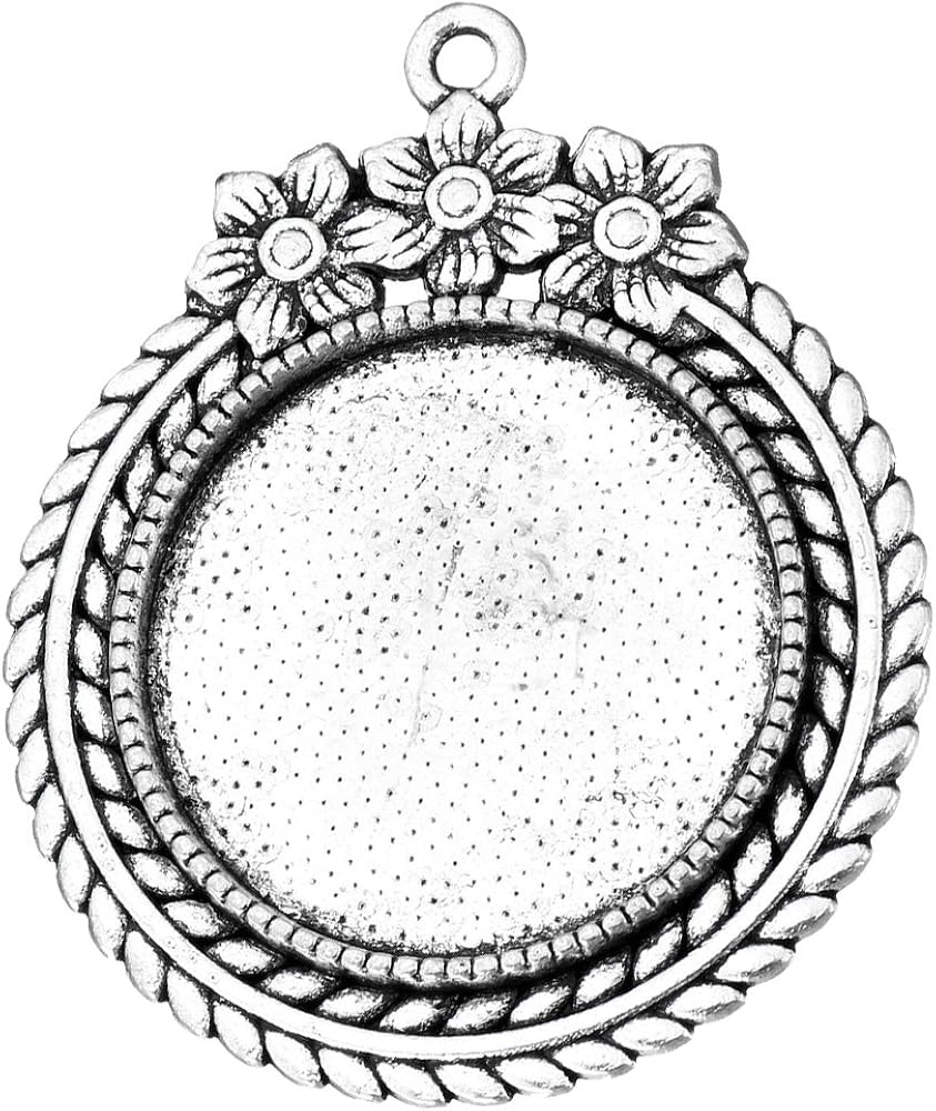 Medaglione a forma di fiore in oro - Italia