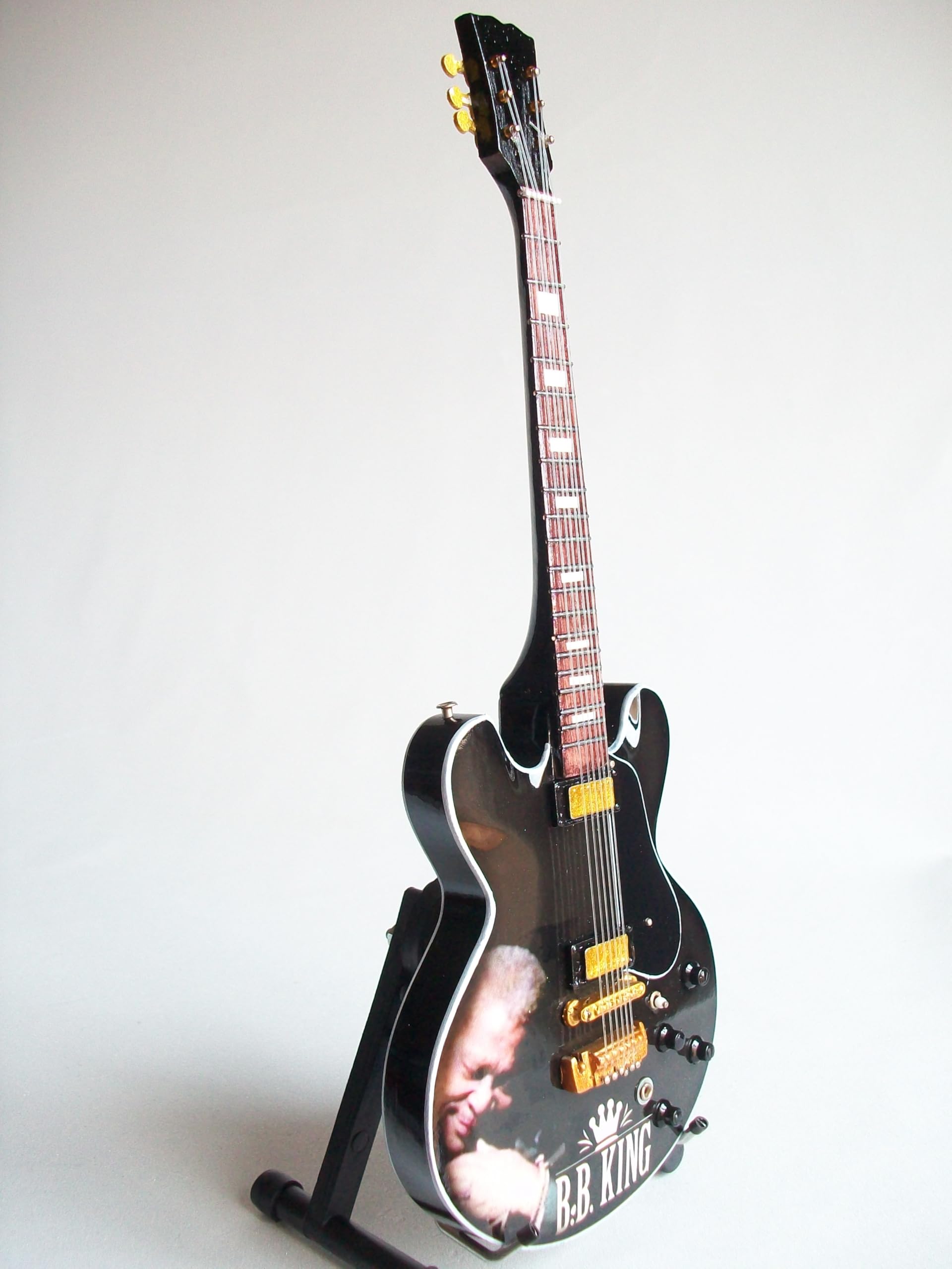 Guitare miniature noire de collection BB King