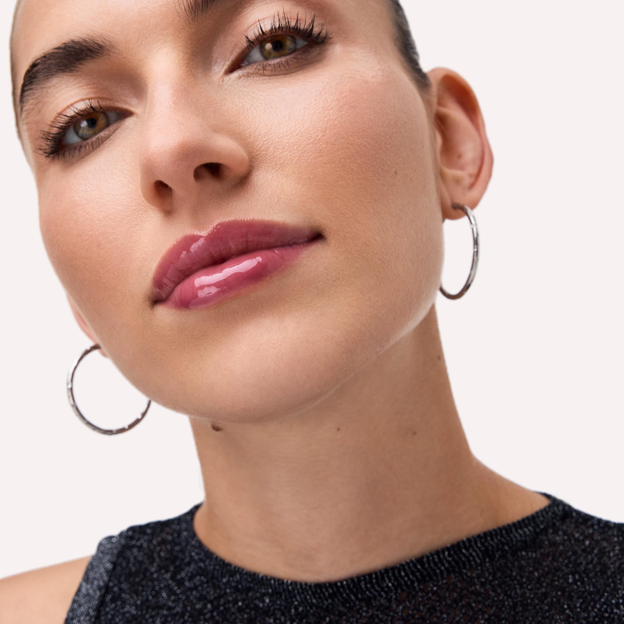 Catrice Lśniący balsam do ust Peptide Bliss Glosyy Lip Balm, nawilżanie, opieka, błyszczący, zroszony (10ml)