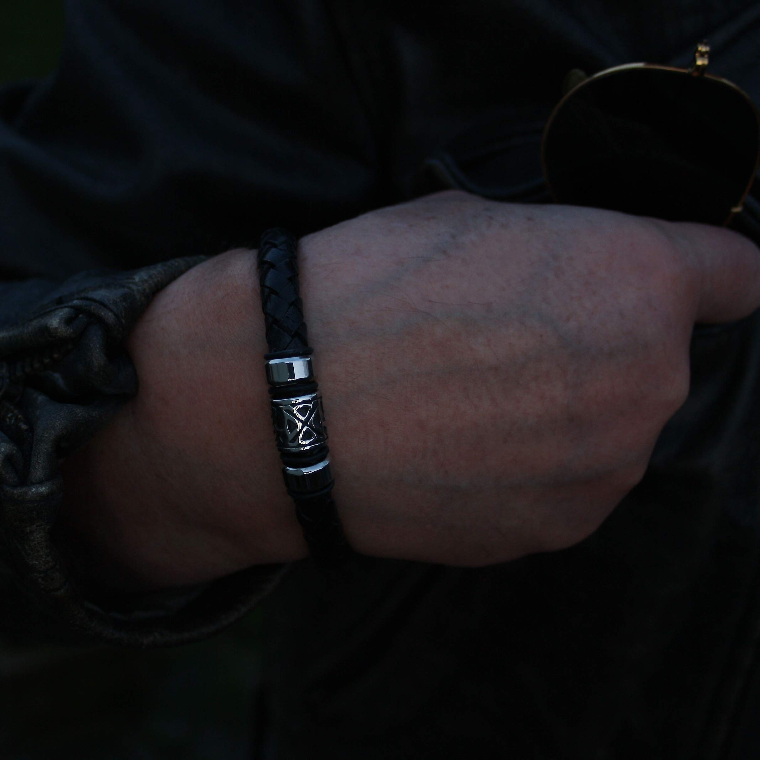 Leder-Armband FUERTE SHINE Schwarz Surfer Damen Herren