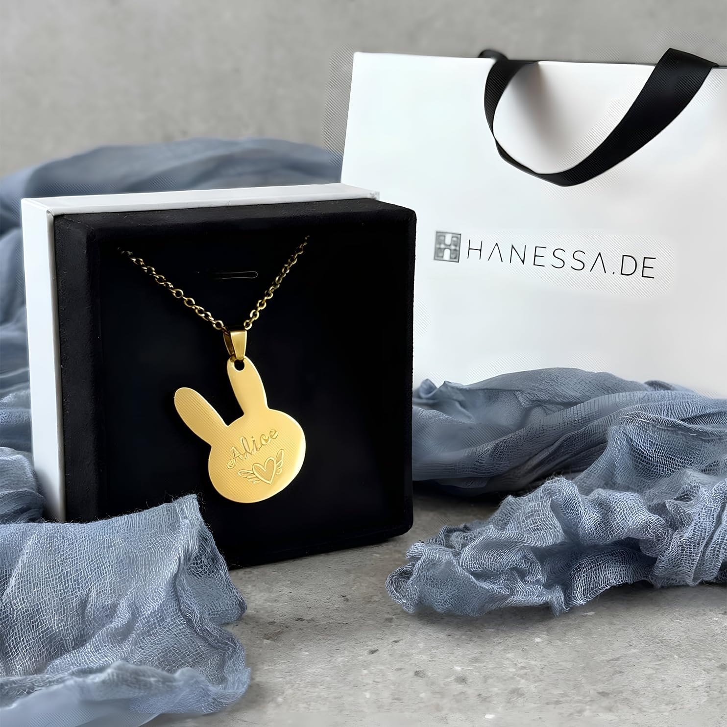 Personalisierte Kette mit Gravur Edelstahl 50 cm mit Anhänger Hase Bunny in gold - Personalisierte Halskette für Männer und Frauen - Personalisierter Schmuck Damen Herren