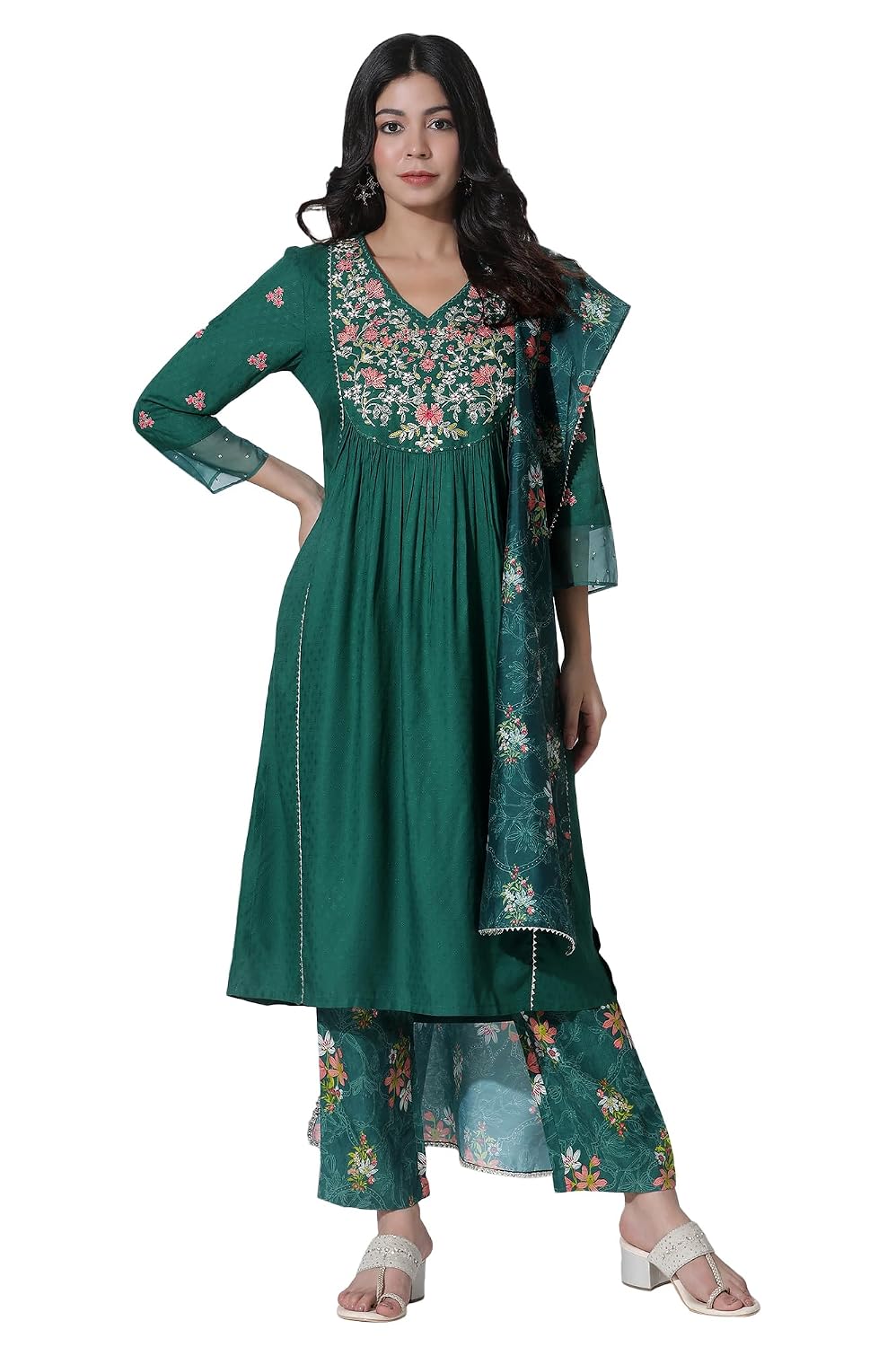 W for Woman Emerald Green Panelled Embroidered Kurta, Pants and Printed Chanderi Dupatta - Review, Price and Buying Guide