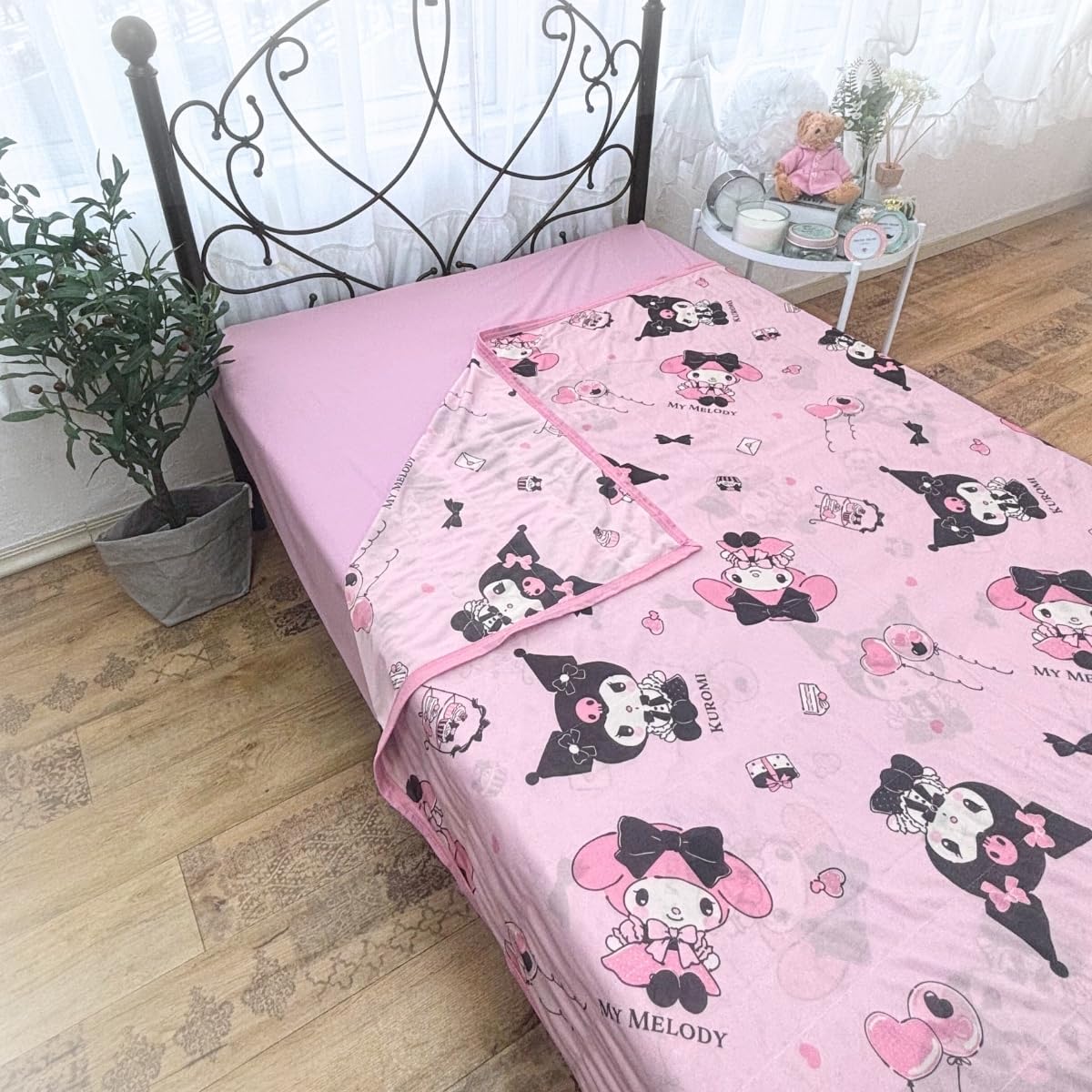 Amazon｜サンリオ(SANRIO) マイメロディクロミ ひんやり冷感ケット 