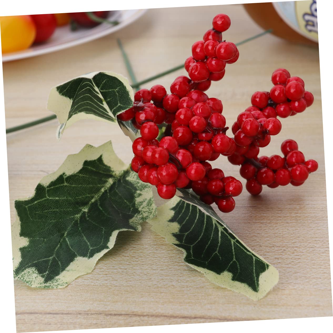 Abaodam 30 Piezas De Navidad Spray para Arbol De Navidad Selecciones De Piña De Ramas De Bayas De Tallos De Artificial Decoraciones