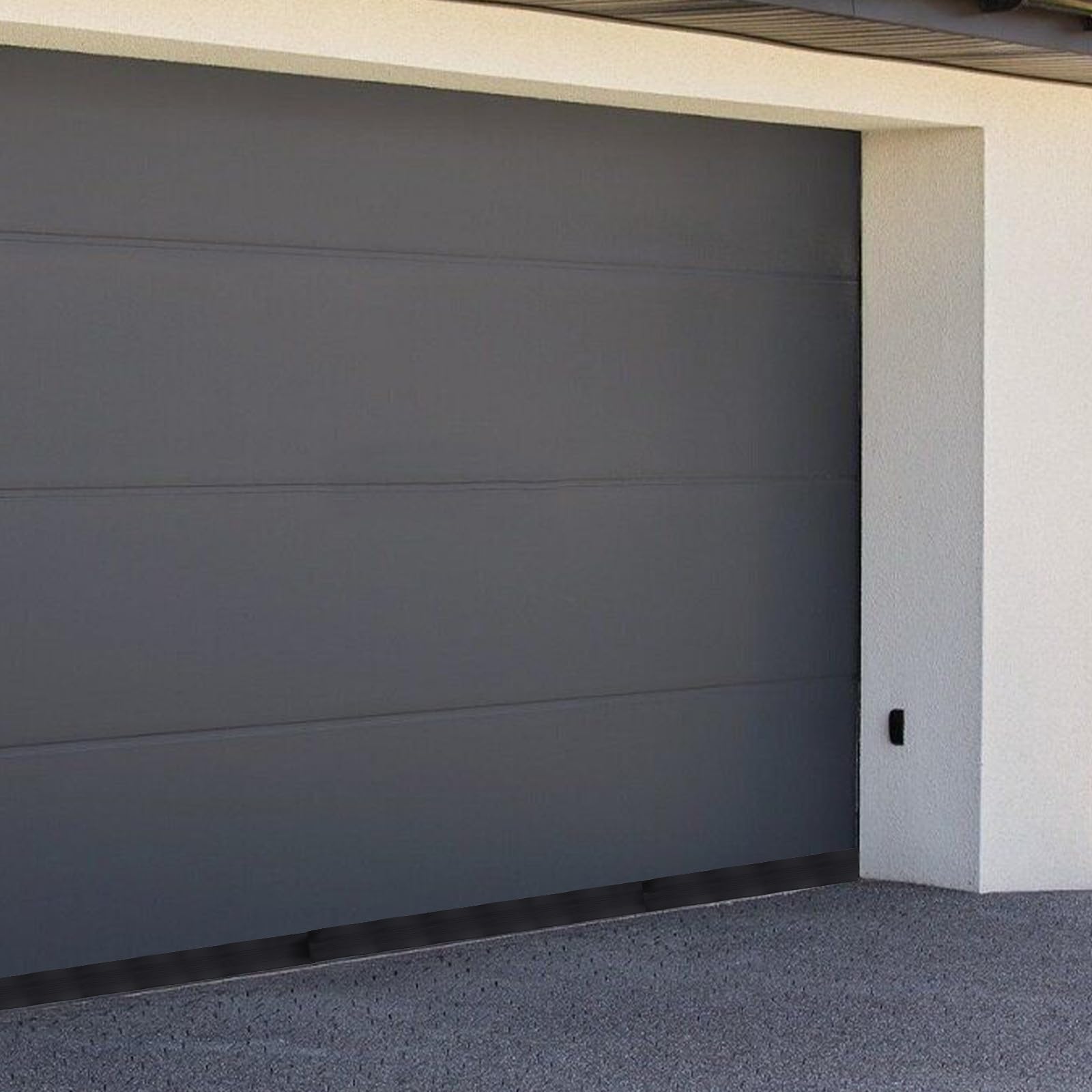 Guarnizione per Porta Garage in Gomma Nera, Striscia Sigillante Sottoporta Resistente All’acqua per Isolamento e Protezione da Intemperie