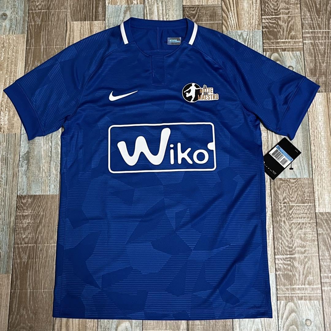 Amazon.co.jp: ICONS ユベントス 引退試合 ピルロ 直筆サイン支給品  