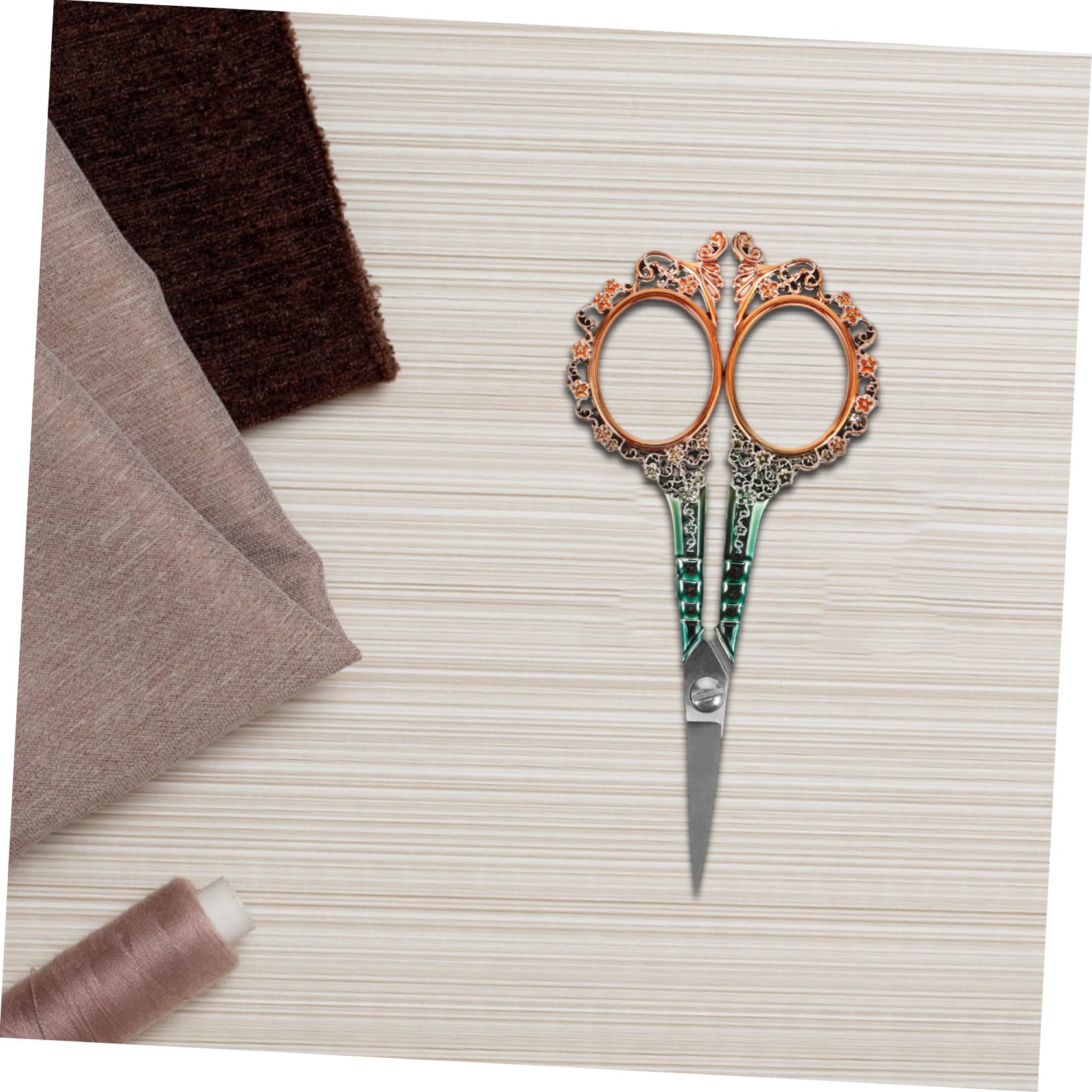 NUOBESTY 5pièces Ciseaux à Broder Vintage Petits Ciseaux De Couture Européens Pour Découpage Motif Délicat Et Finition Mate
