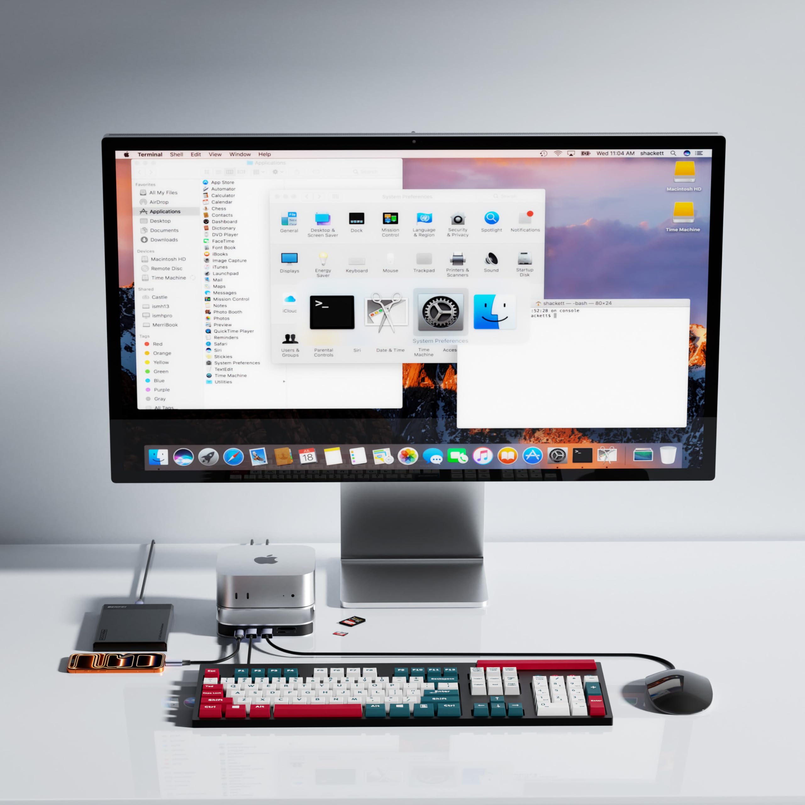 BENFEI Mac mini M4 Dock, stojak z obudową NVMe SSD, hub DisplayPort 4K do Mac mini M4 i M4 Pro (2024), 10 Gb/s, 1 x USB C i 1 x USB A 3.2, 5 Gb/s, 3 x USB A 3.0, SD/TF 170 MB/s, Srebrny