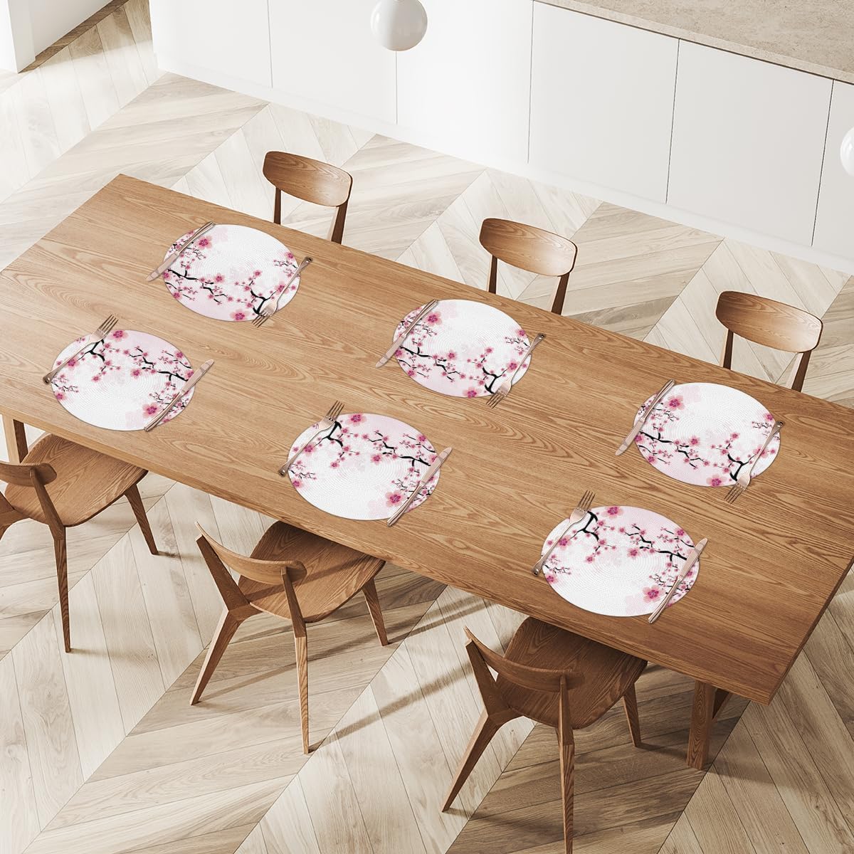 Round Woven Placemats Set of 4, Cherry Blossom Braided Place Mat 15 Inch Japanese Cherry Blossom Heat Resistant Washable Table Mats for Dining Tables Kitchen Party Decor