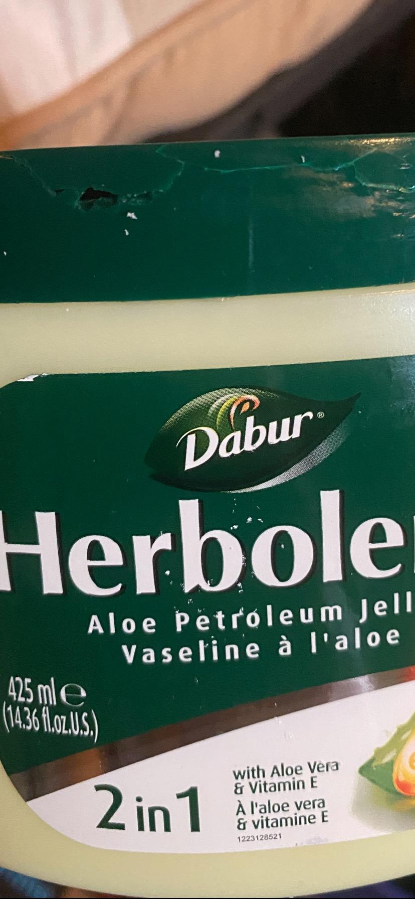 Dabur Herbolene Aloe Vera Gel Petroleum Jelly - Enhanced with Vitamin E for Deep & Intensive Skin Moisturization - Gentle on Sensitive Skin - Nourishing Bliss & Lasting Hydration - 425 ML (Pack of 1)