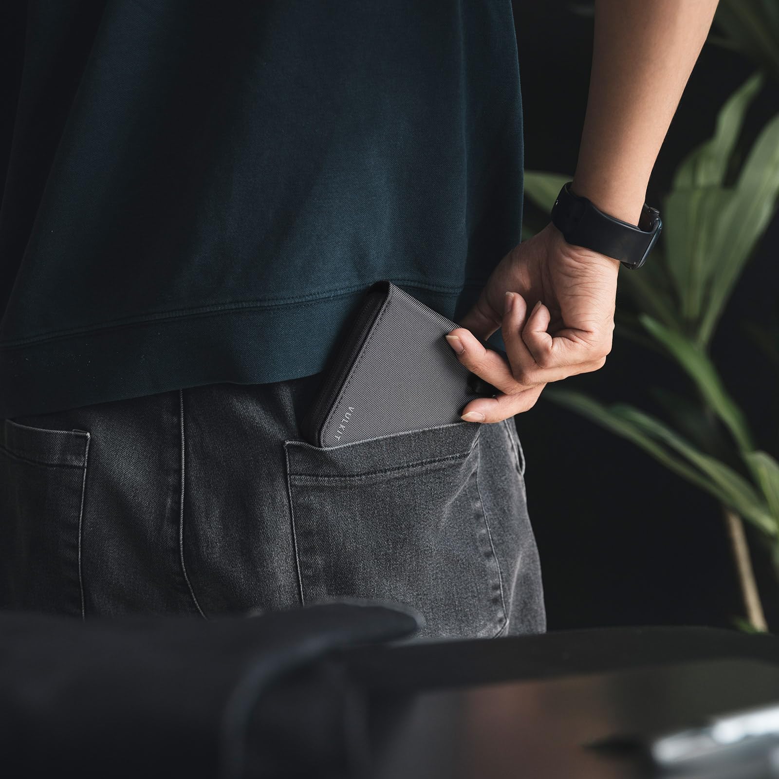 VULKIT Męski portfel składany ze smyczą, męski uchwyt na karty kredytowe, wodoodporna tkanina, portfel blokujący RFID, z odpinaną smyczą do użytku zewnętrznego lub codziennych podróży, szary, 11.5 x