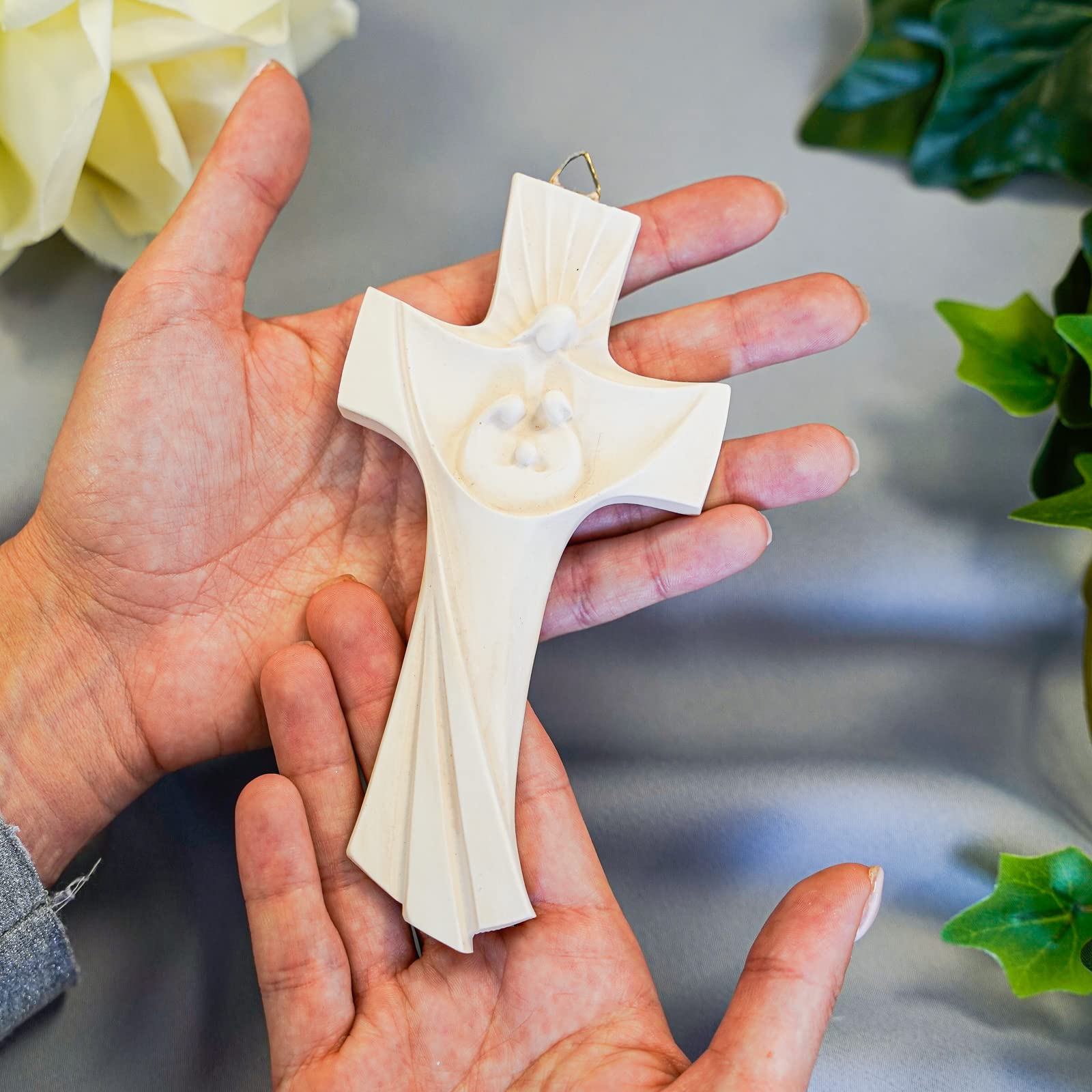 Crocifisso Da Parete In Legno Holy Family – Fatto A Mano In Italia, Con Cristo In Resina, Disponibile In 3 Misure (15, 25, 33 Cm)