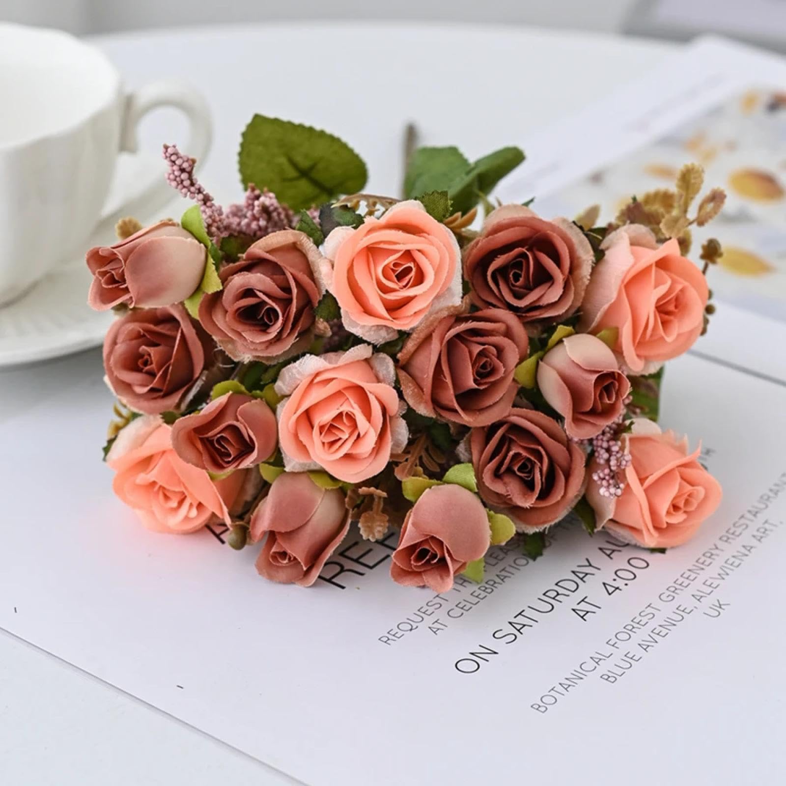 Roses artificielles en soie cadeau de mariage et décoration florale de table de fête
