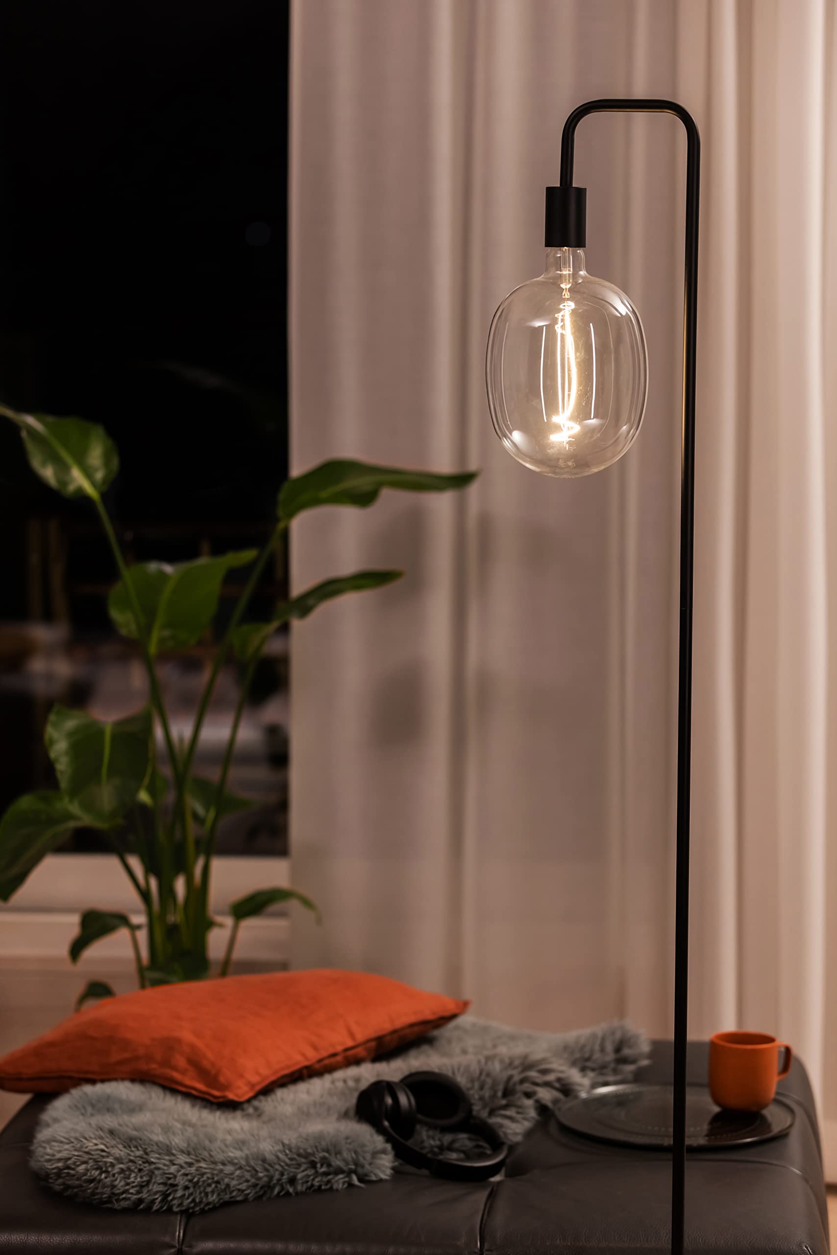 OSRAM Lampada LED Vintage 1906 vetro chiaro, 4,8W, 400lm, forma a palloncino con diametro 170mm e attacco E27, luce bianca calda a 2700K, filamento dimmerabile, durata fino a 15.000 ore