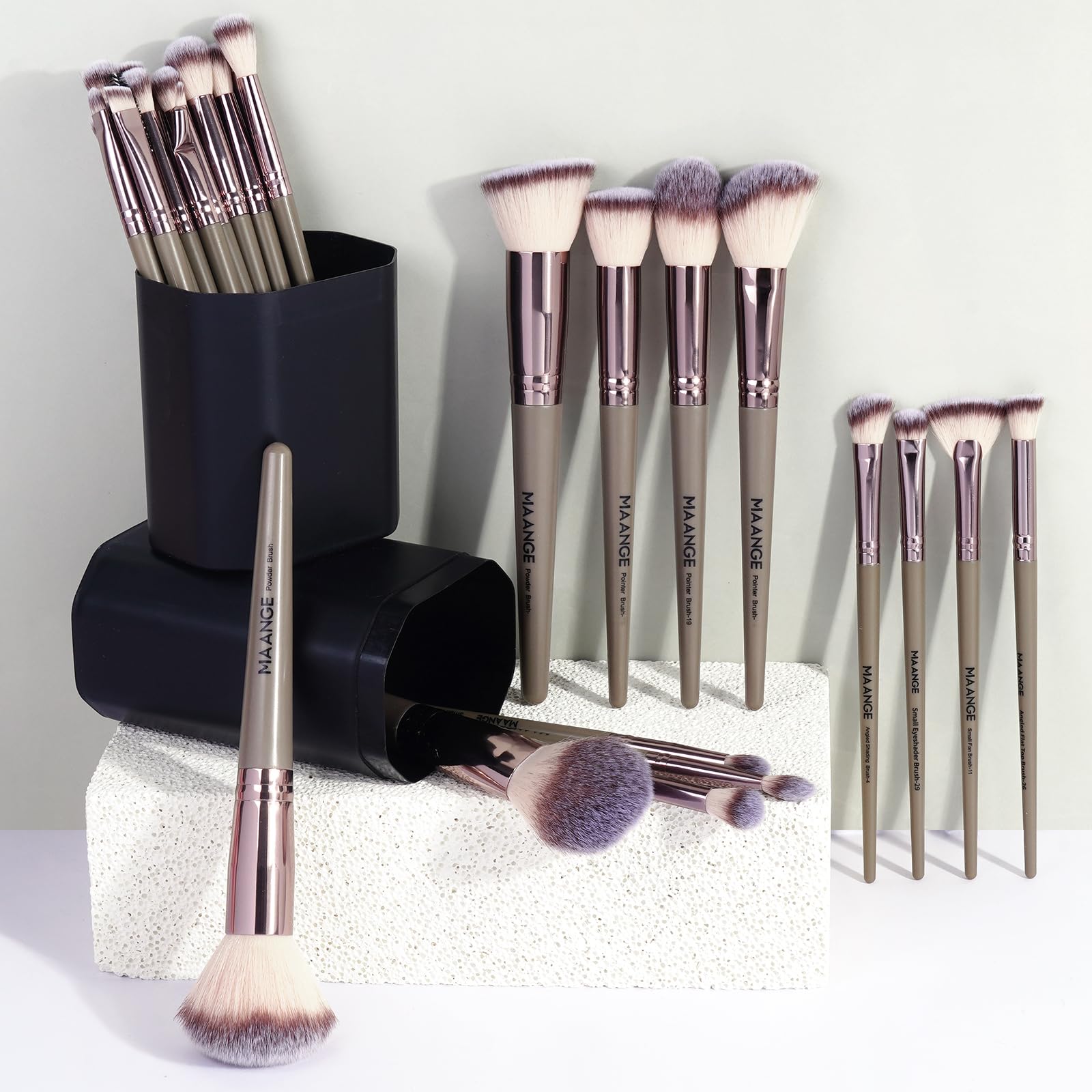 MAANGE Lot de 30 pinceaux de maquillage professionnels pour fond de teint, poudre, blush, anti-cernes, contour, maquillage des yeux et du visage
