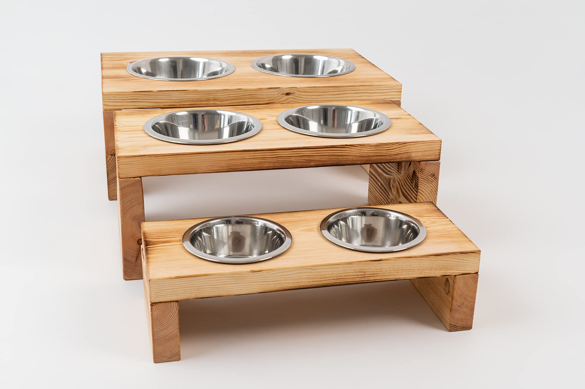 Woodworms Futterstation mit 2x 800ml Edelstahlnäpfen, handgemachte Echtholz Hundebar für kleine und mittlere Hunde