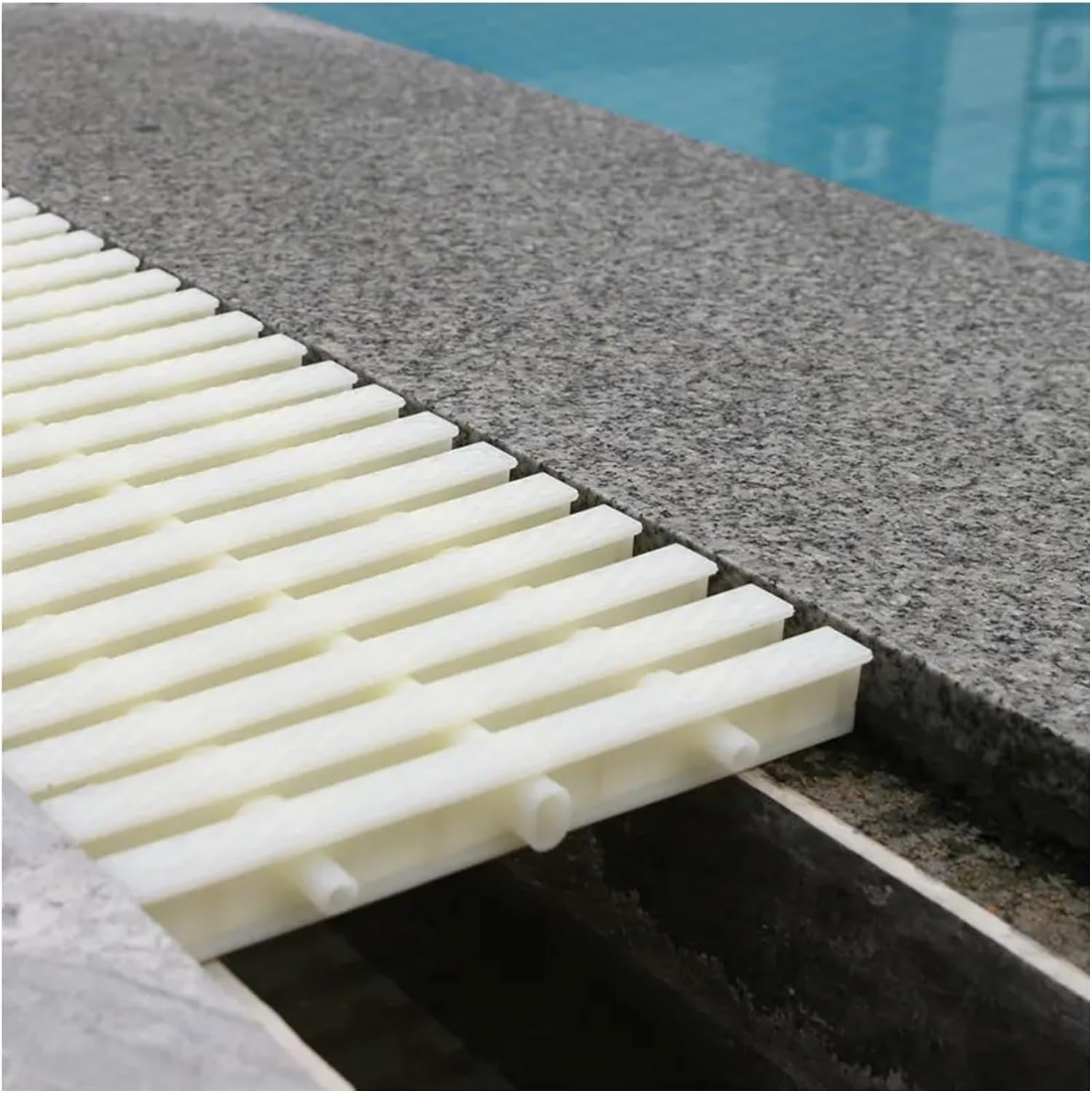 Grille de piscine anti glissade MekUk beige 30 cm pour drain égout