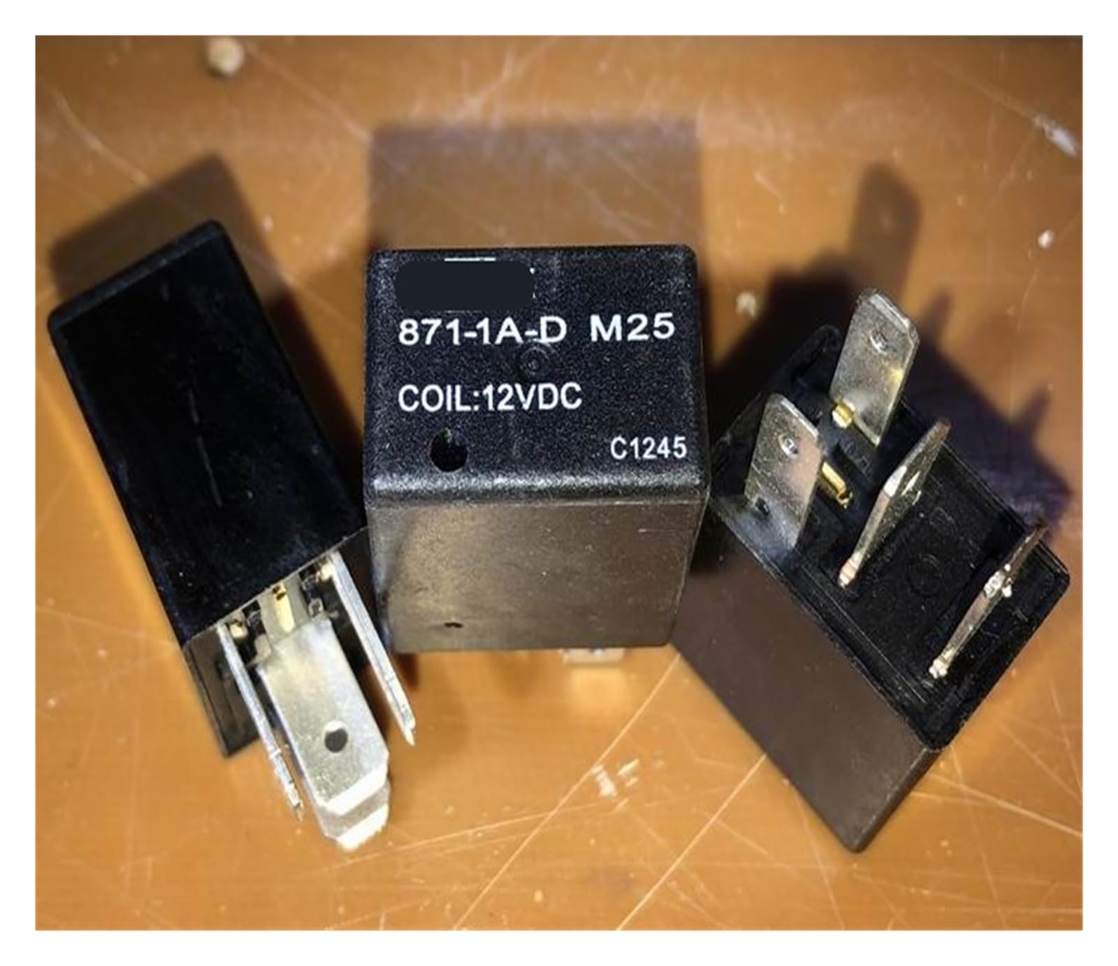Relé 871-1A-D M25 12VDC para sustitución de componentes en placas de coche