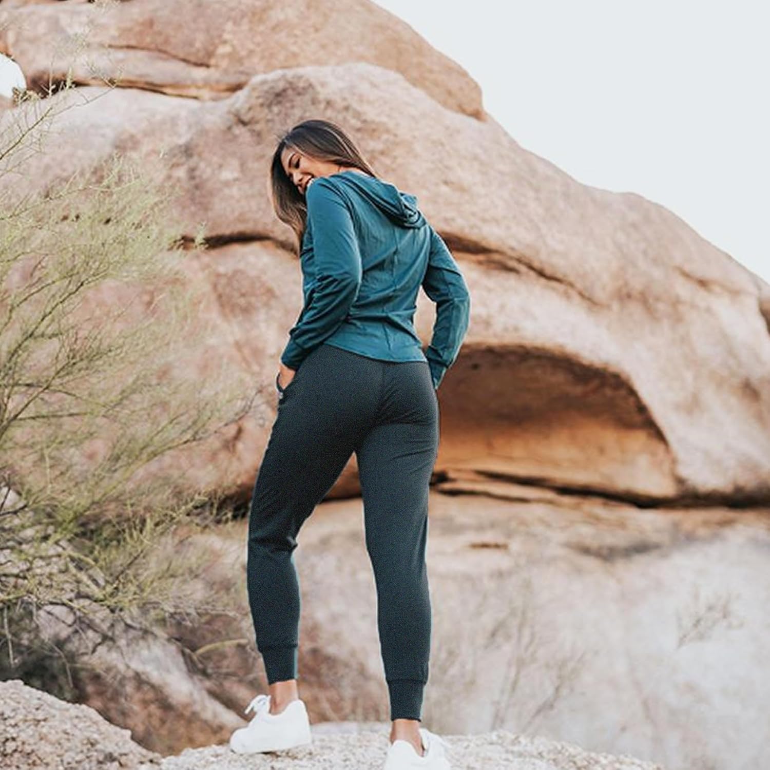 MOREFEEL Fleece Lined Joggers with Pockets for Women High Waisted Thermal Sweatpants Winter Yoga Pants Hiking Running - Image 3