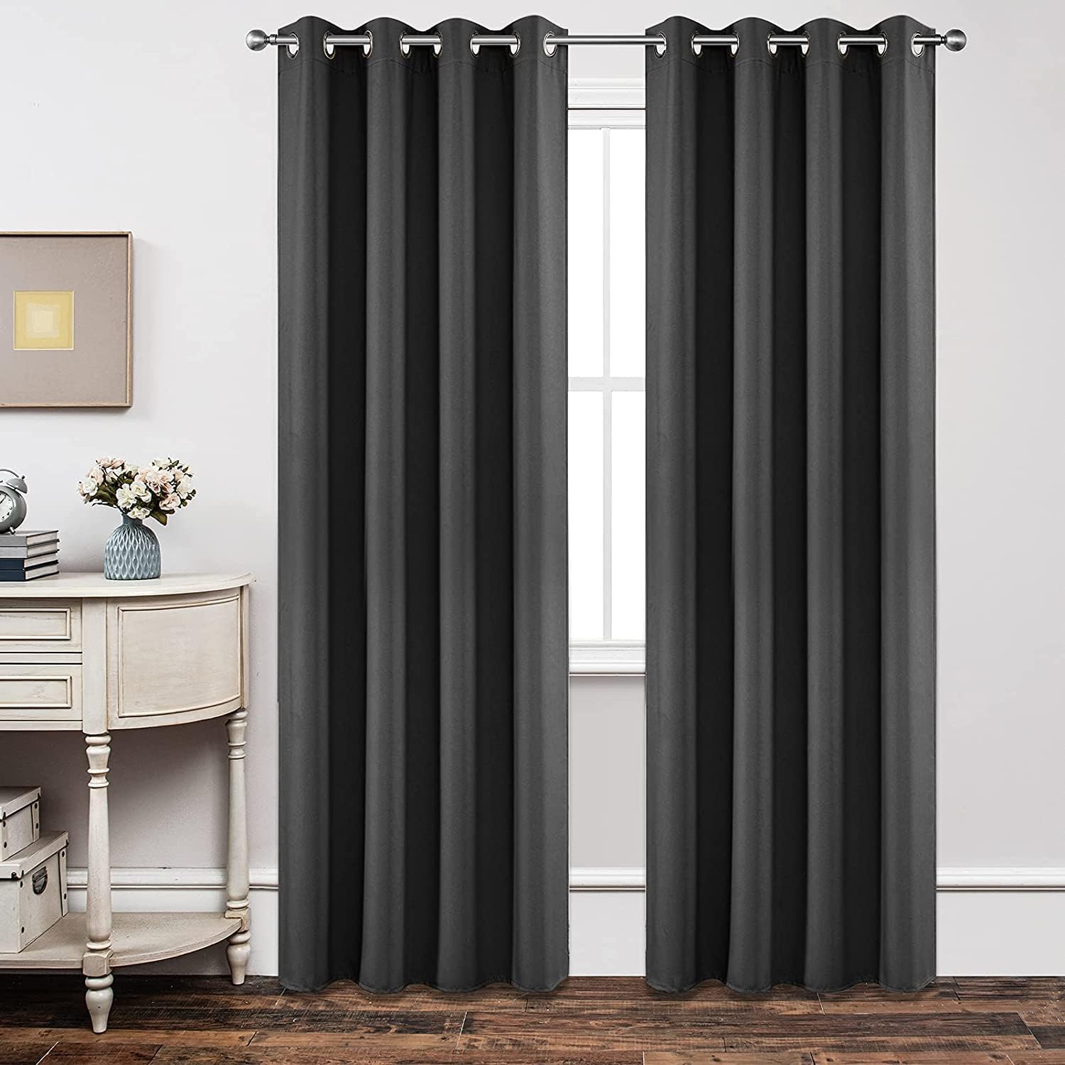 Joydeco Tende Oscuranti per Interni 2 Pezzi L 140 x A 220, Tende Termiche con Occhielli Grigio Scuro per Soggiorno Moderne, Cameretta Bambini, Camera