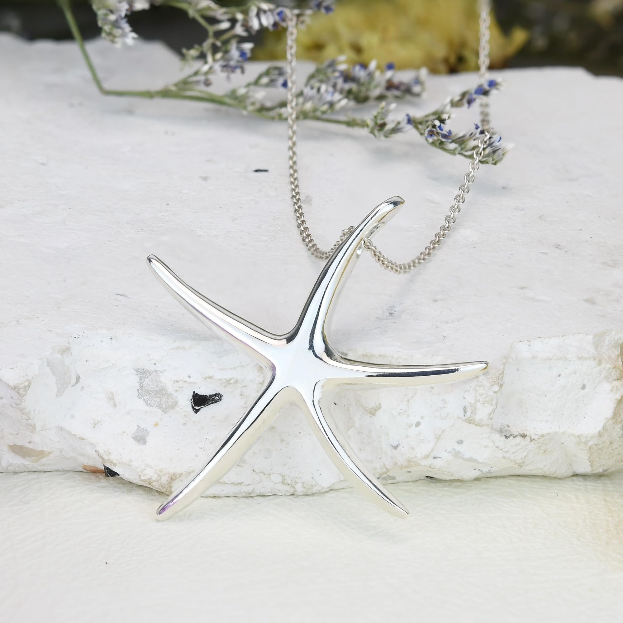 AeraVida Juguetón Baile De Estrella De Mar .925 Collar Con Colgante De Plata Esterlina