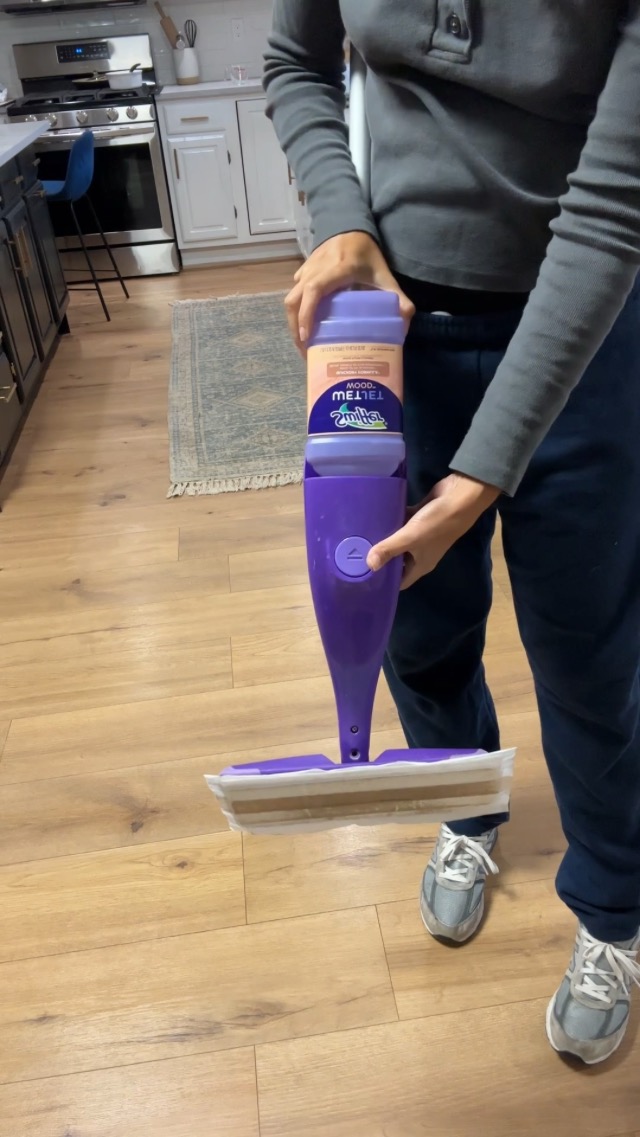 Swiffer WetJet makes mopping quick and easy!! - Amazon.com